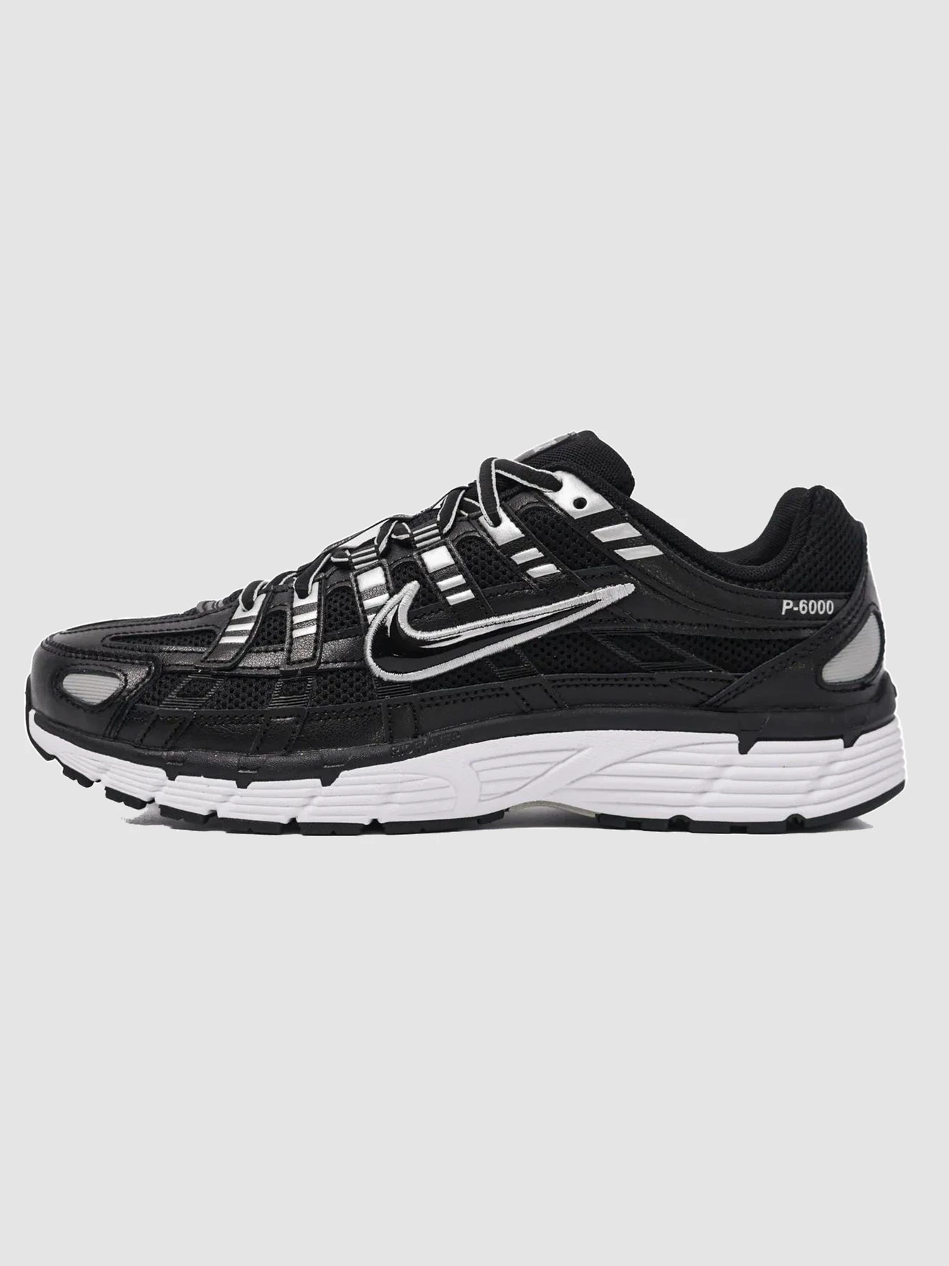Кроссовки NIKE P-6000 модель CD6404-026 Кроссовки NIKE P-6000 модель CD6404-026 Фото