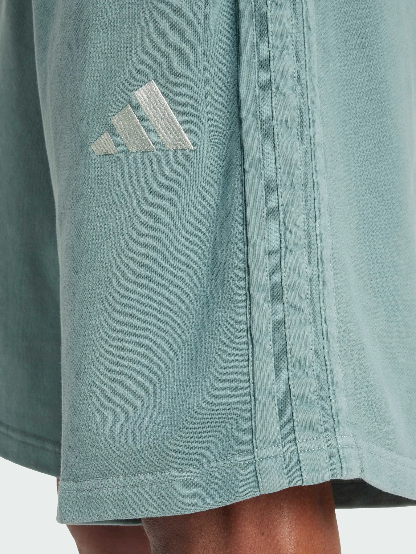 Шорти Adidas модель JN0606 Шорти Adidas модель JN0606 Фото