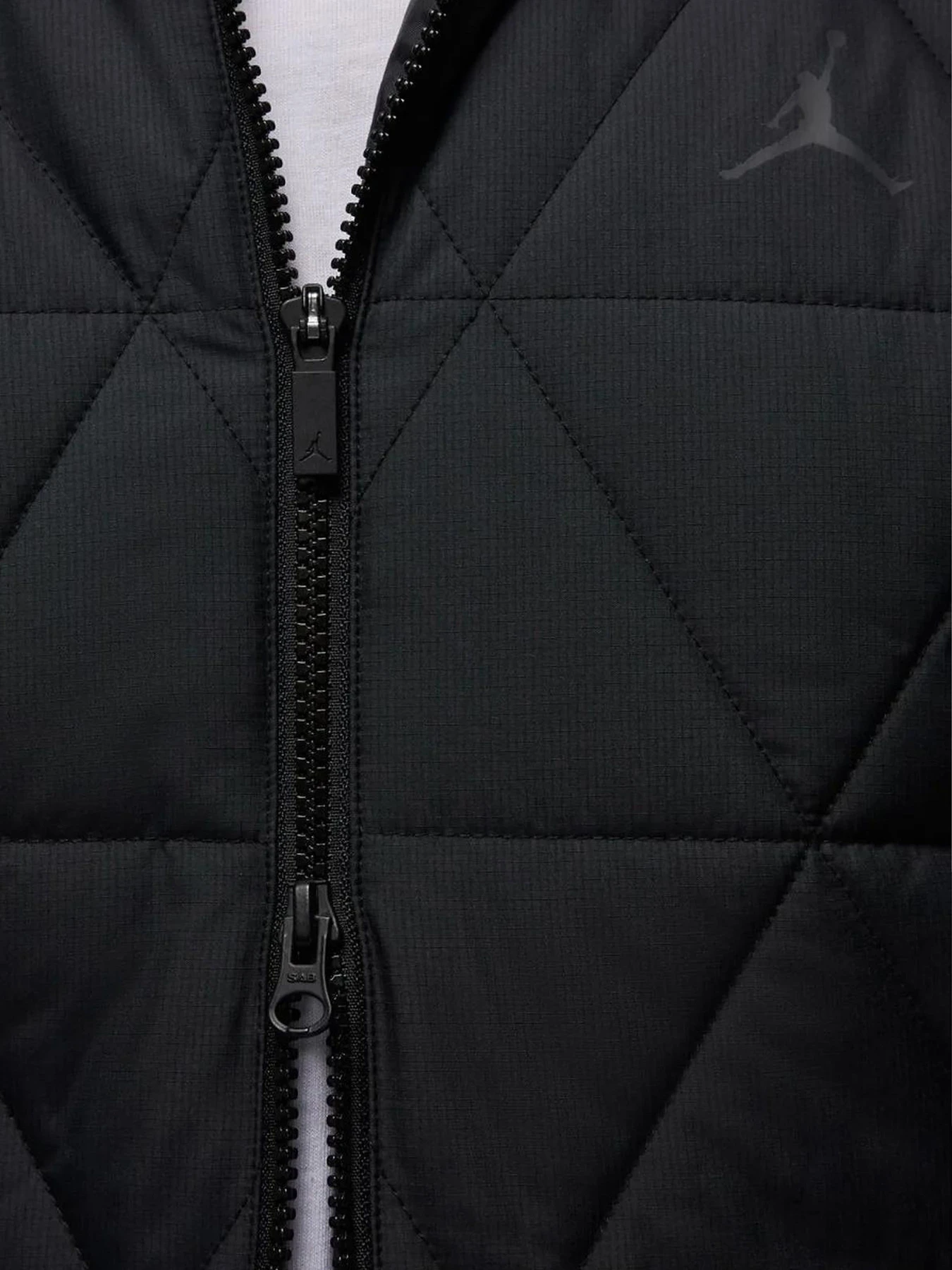 Куртки та дублянки Jordan Therma-Fit Jacket модель FZ3162-010 Куртки та дублянки Jordan Therma-Fit Jacket модель FZ3162-010 Фото