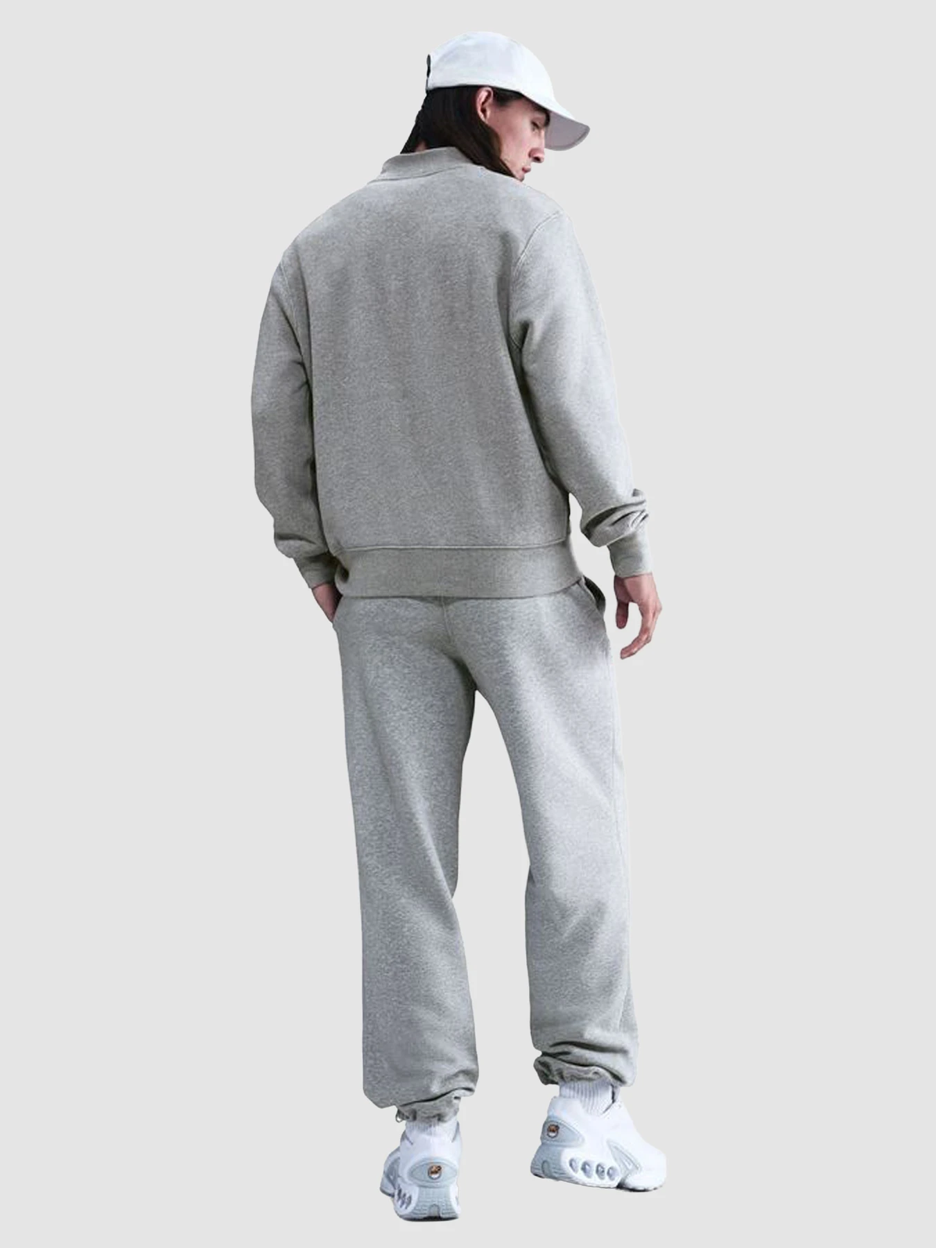 Худі та світшоти NIKE Club 1/2 Zip Fleece модель FN3864-063 Худі та світшоти NIKE Club 1/2 Zip Fleece модель FN3864-063 Фото