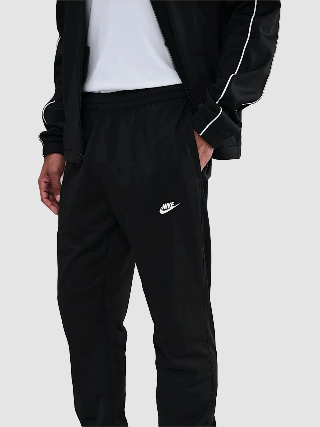 Костюми NIKE Nk Club Pk Trk Black модель HV1444-010 Костюми NIKE Nk Club Pk Trk Black модель HV1444-010 Фото