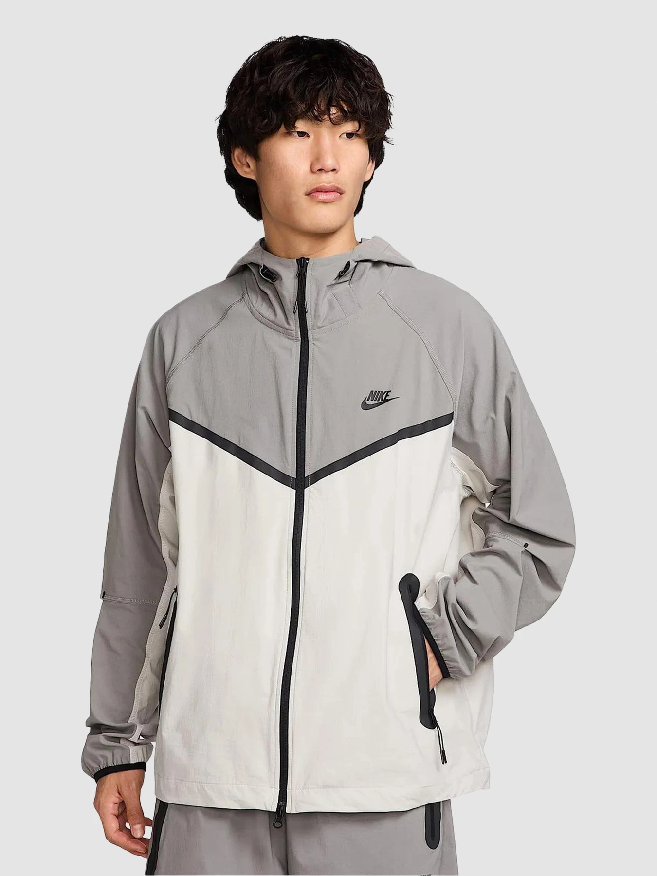 Худи и свитшоты NIKE Tech Woven модель HM7151-014 Худи и свитшоты NIKE Tech Woven модель HM7151-014 Фото