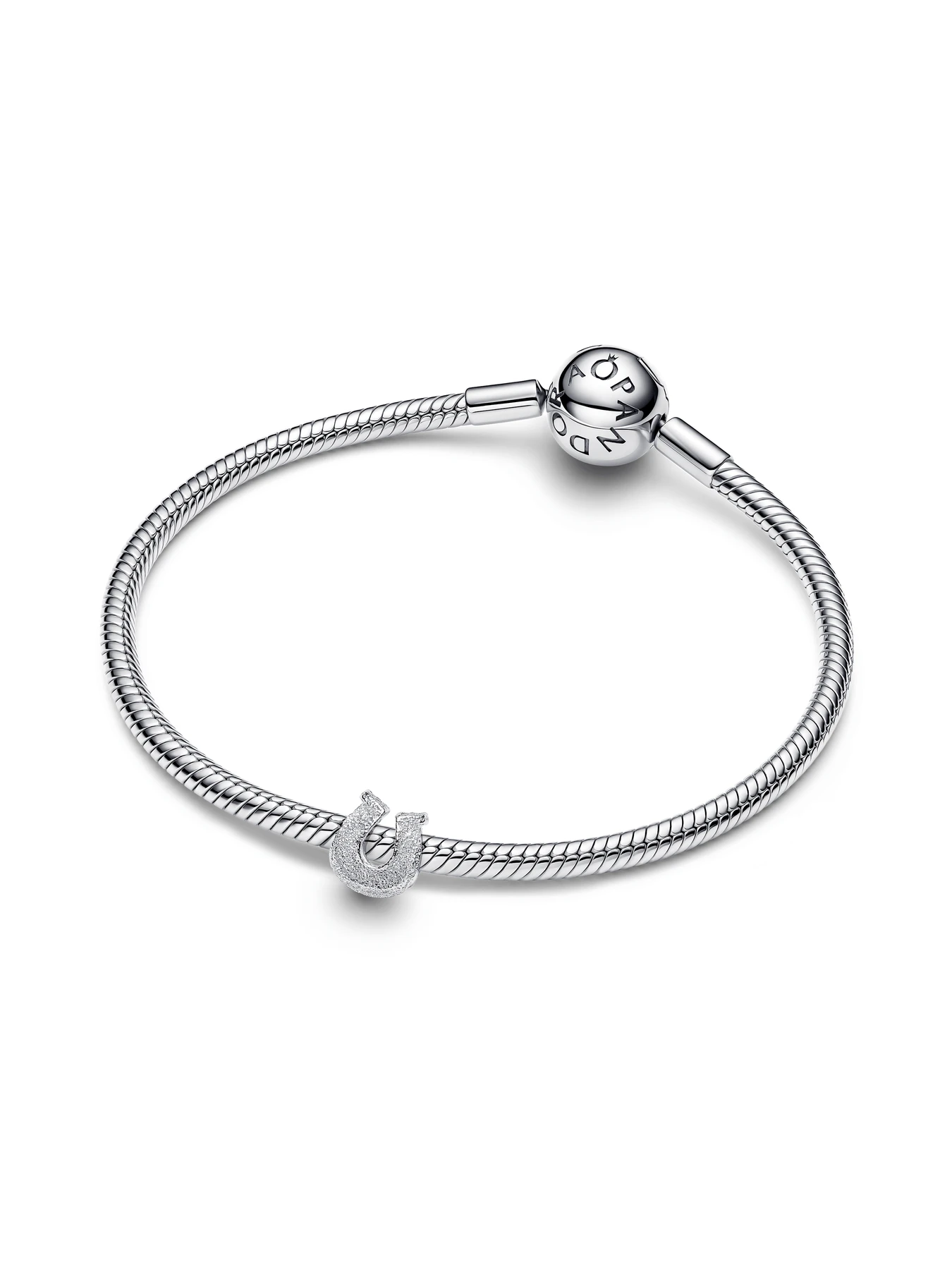 Классические PANDORA модель 794056C00 Фото