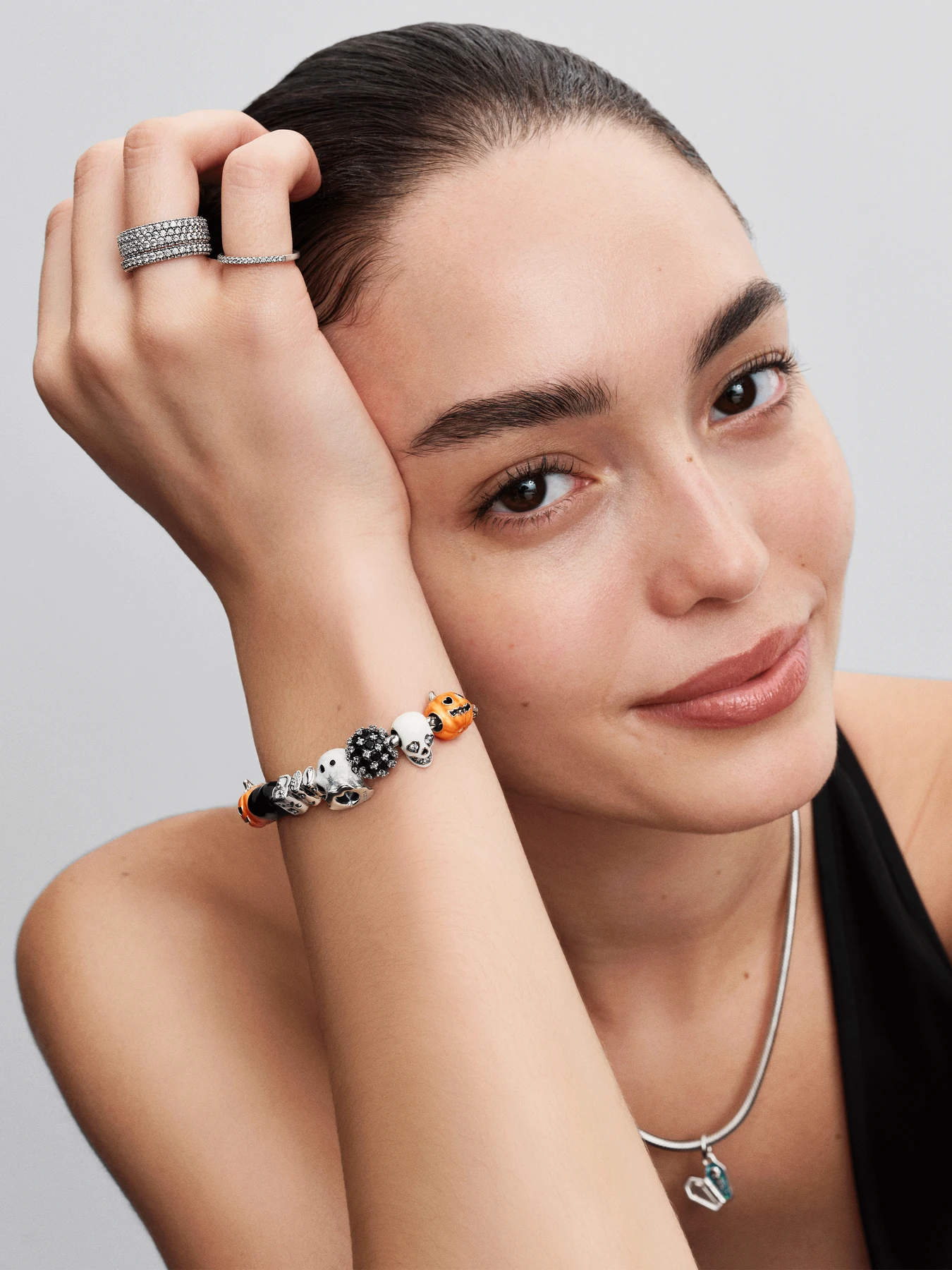 Класичні PANDORA модель 794060C01 Класичні PANDORA модель 794060C01 Фото