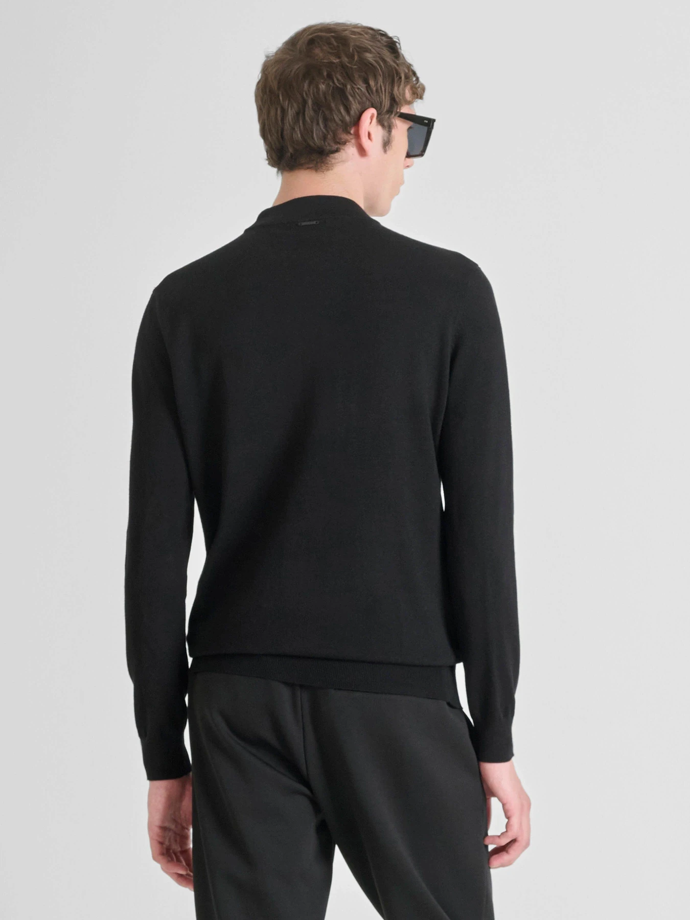 Свитры и кардиганы Antony Morato модель SW01407YA5000029000 Фото