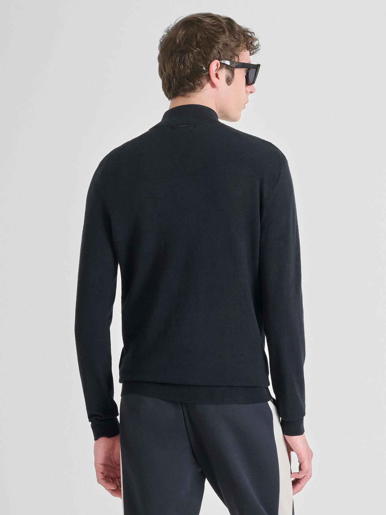 Светри та кардигани Antony Morato модель SW01542YA5000027139 Фото
