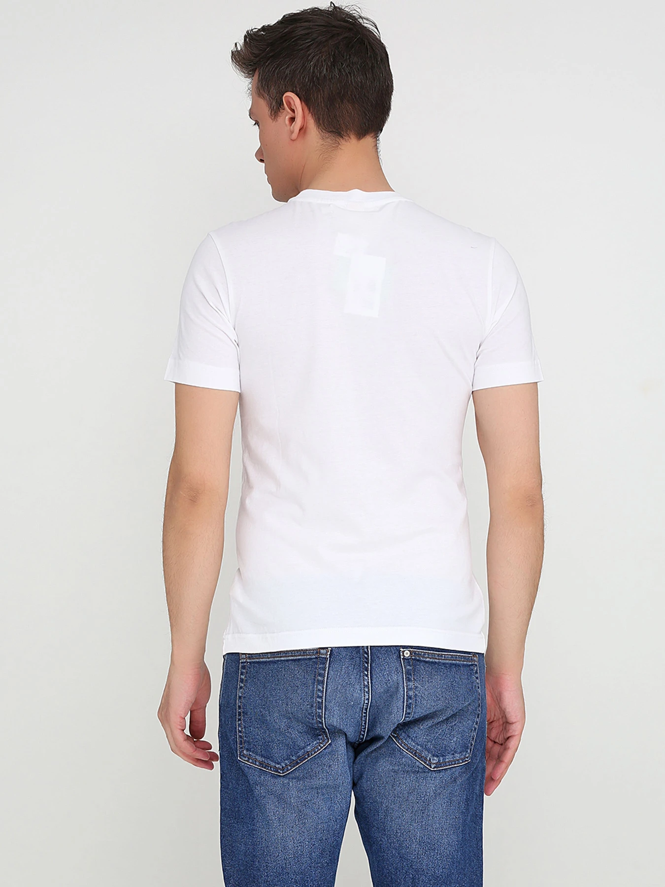 Футболки и поло H&M модель 5099376RP21_белый с принтом Фото