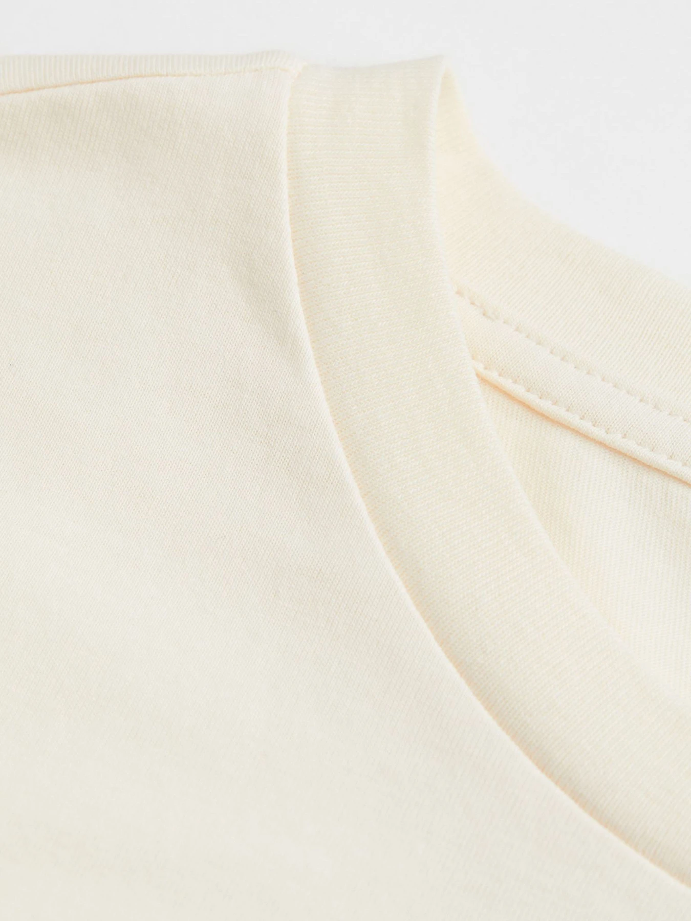 Футболки и поло H&M модель 1036336wer_Айвори Фото