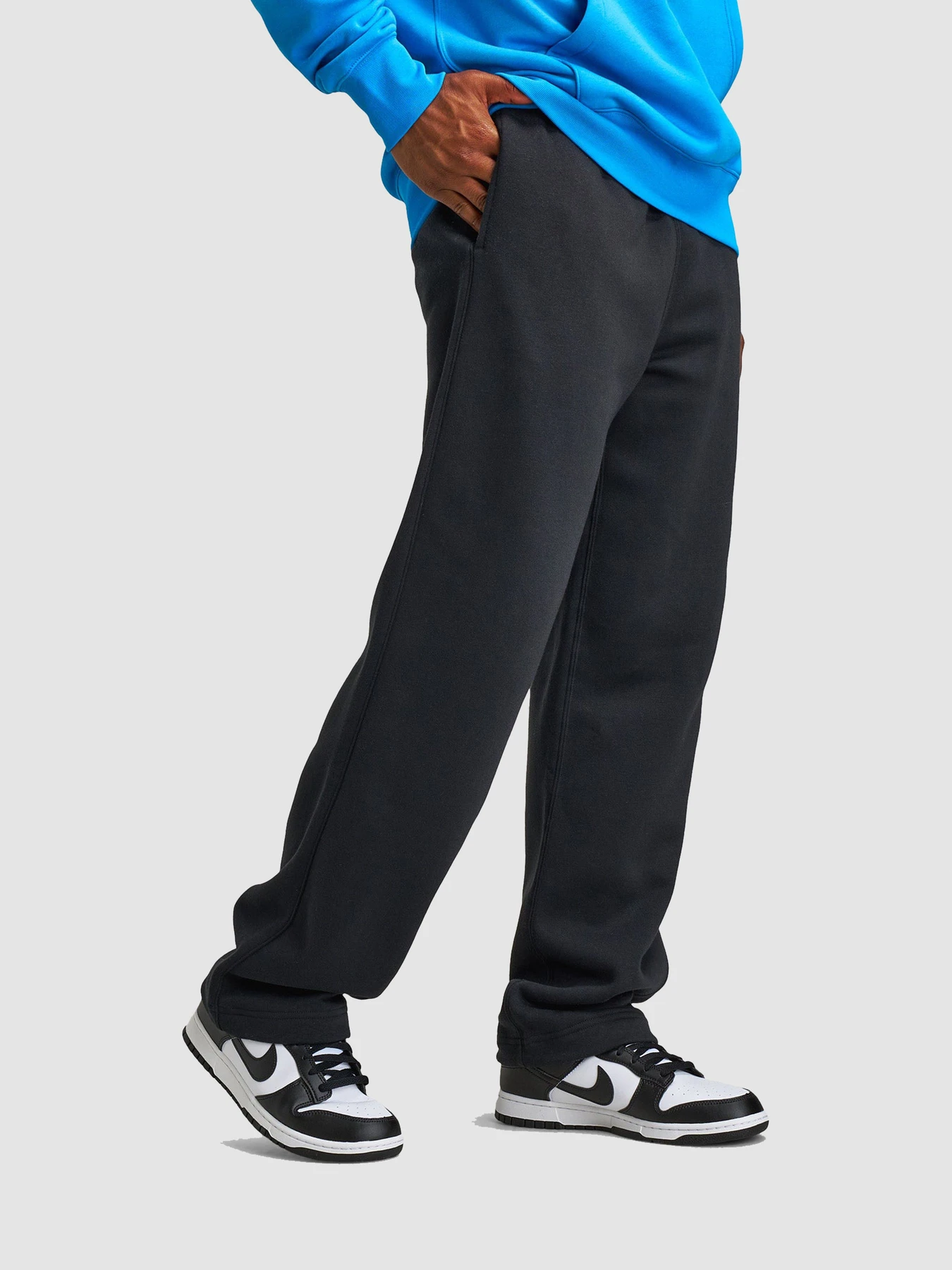 Брюки NIKE Club Fleece модель IF0488-010 Брюки NIKE Club Fleece модель IF0488-010 Фото