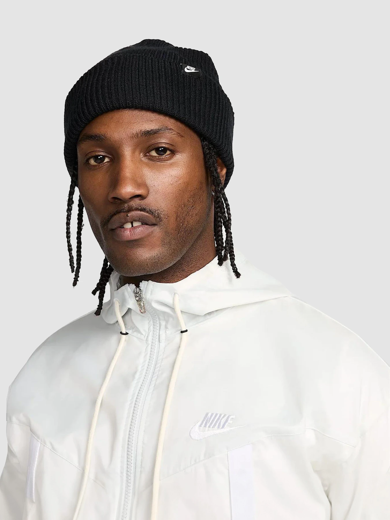 Шапки и кепки NIKE Peak Beanie Tc Fut Lab L модель HF0326-010 Шапки и кепки NIKE Peak Beanie Tc Fut Lab L модель HF0326-010 Фото