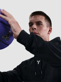Худи и свитшоты NIKE Kobe Therma-Fit Pullover Hoodie модель HJ8109-010 Фото