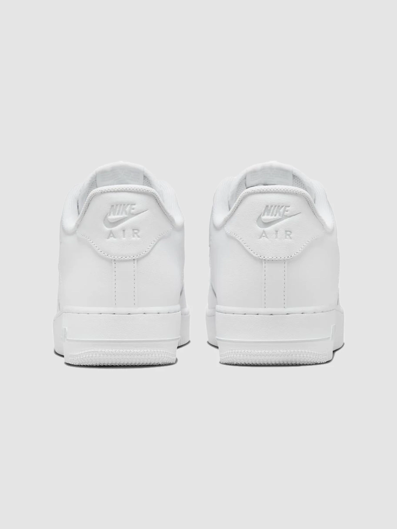 Кроссовки NIKE Air Force 1 Jewel Casual модель HM0621-100 Кроссовки NIKE Air Force 1 Jewel Casual модель HM0621-100 Фото
