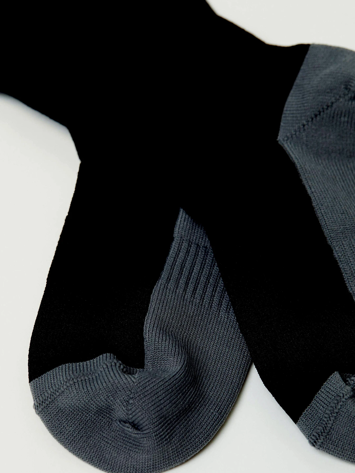Носки и гольфы H&M модель 79477 Фото