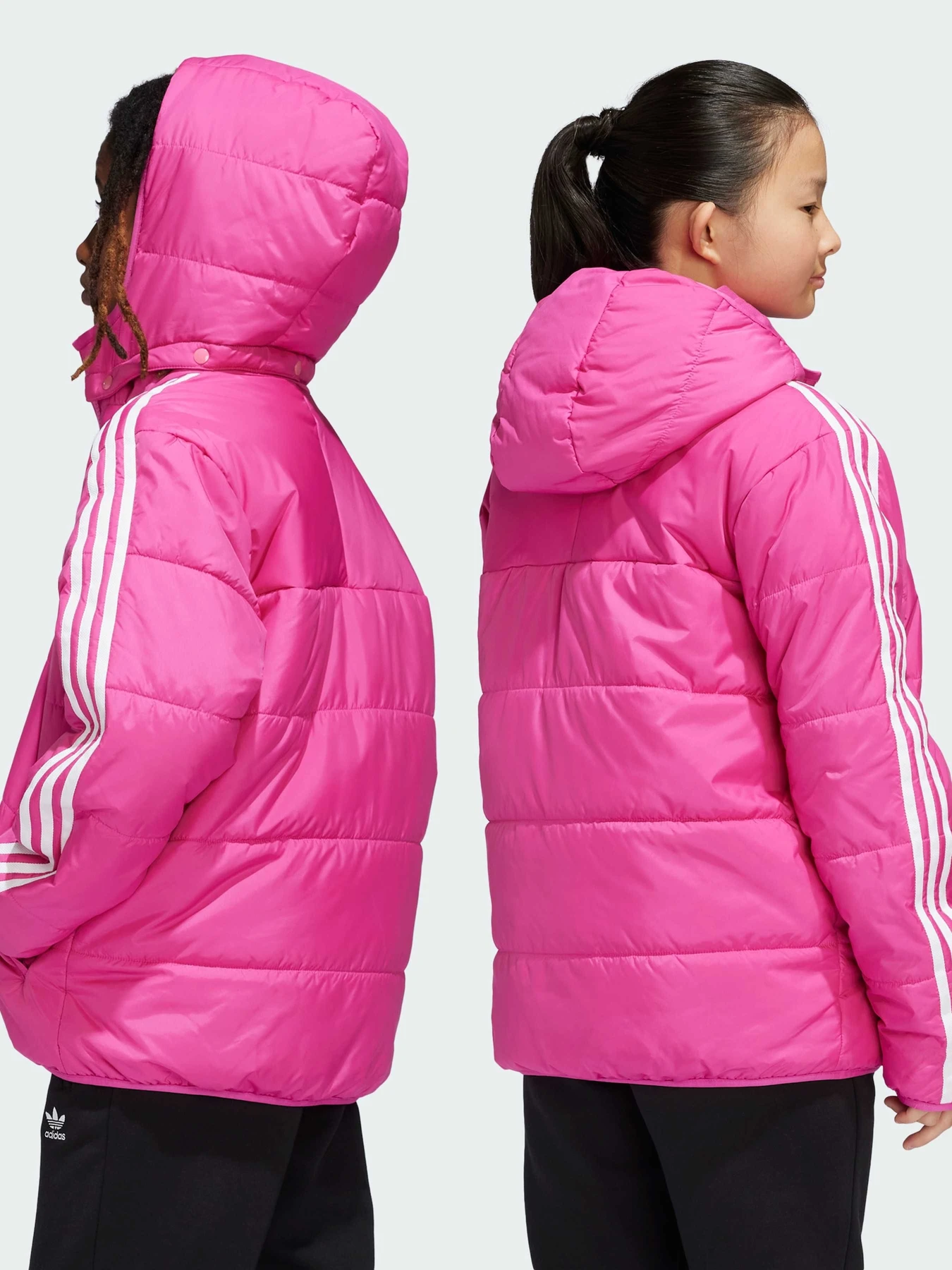 Куртки та дублянки Adidas Adicolor модель IY7496 Куртки та дублянки Adidas Adicolor модель IY7496 Фото