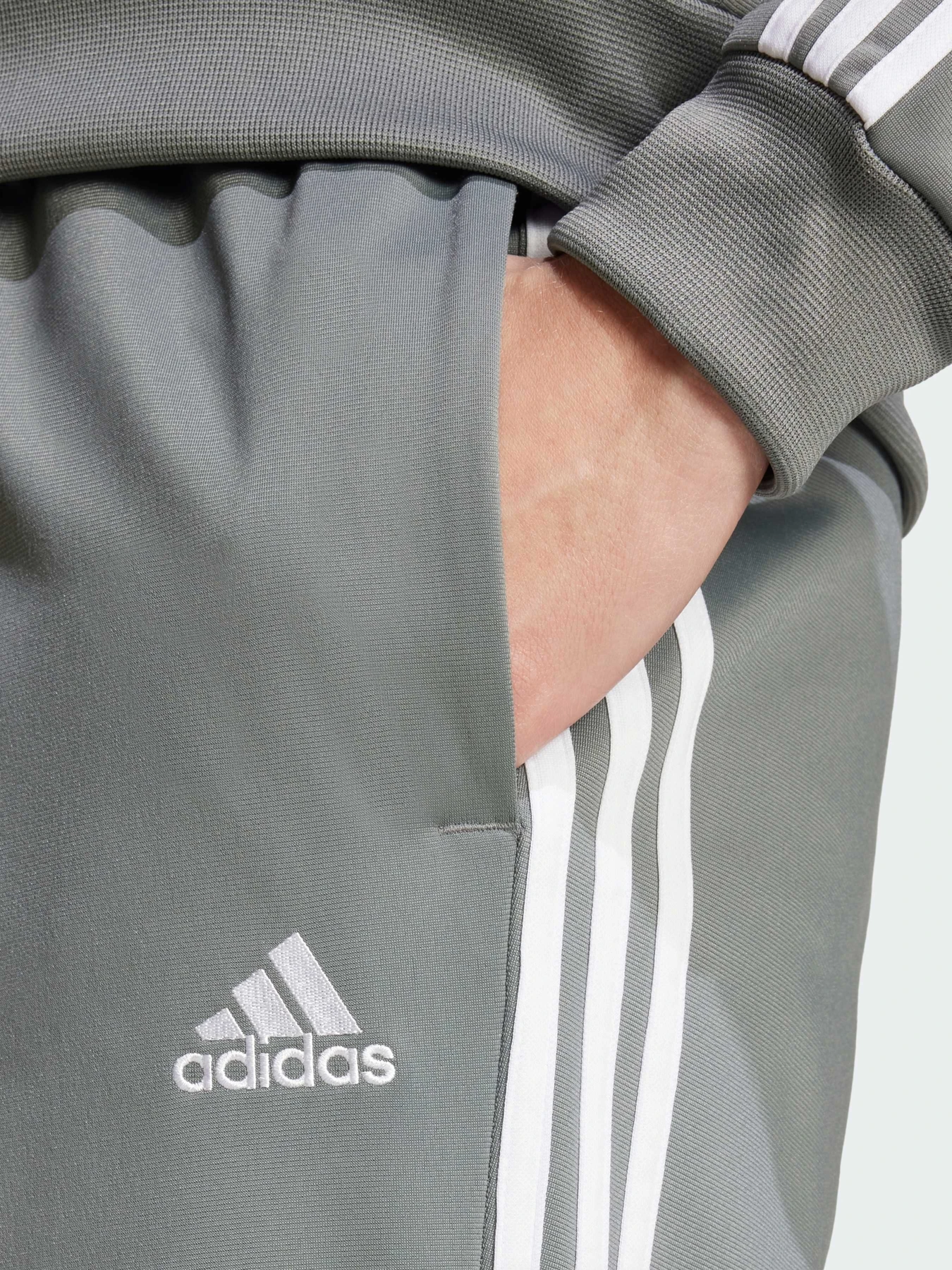 Костюмы Adidas модель IY6649 Фото