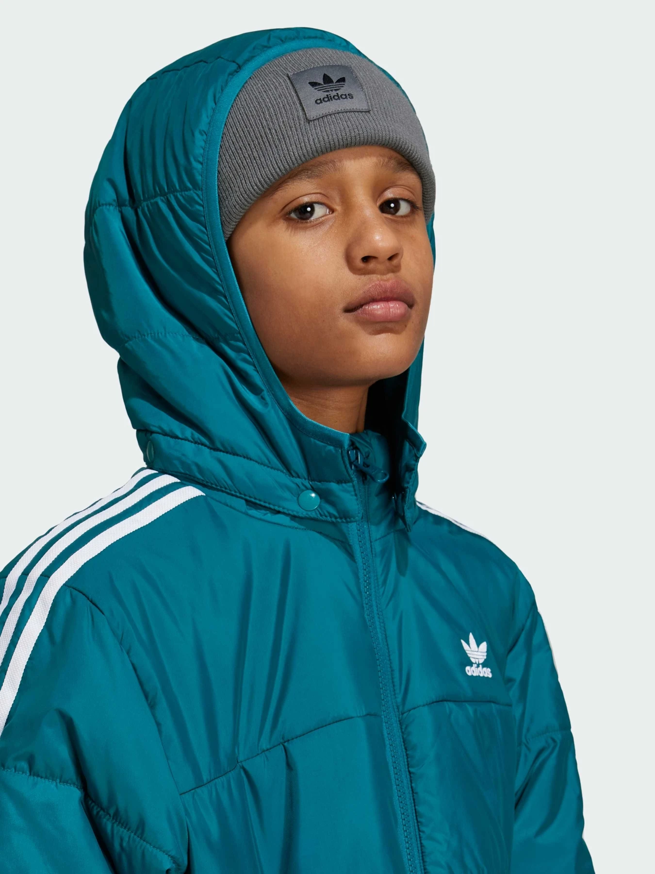 Куртки та дублянки Adidas Adicolor модель IY7495 Фото