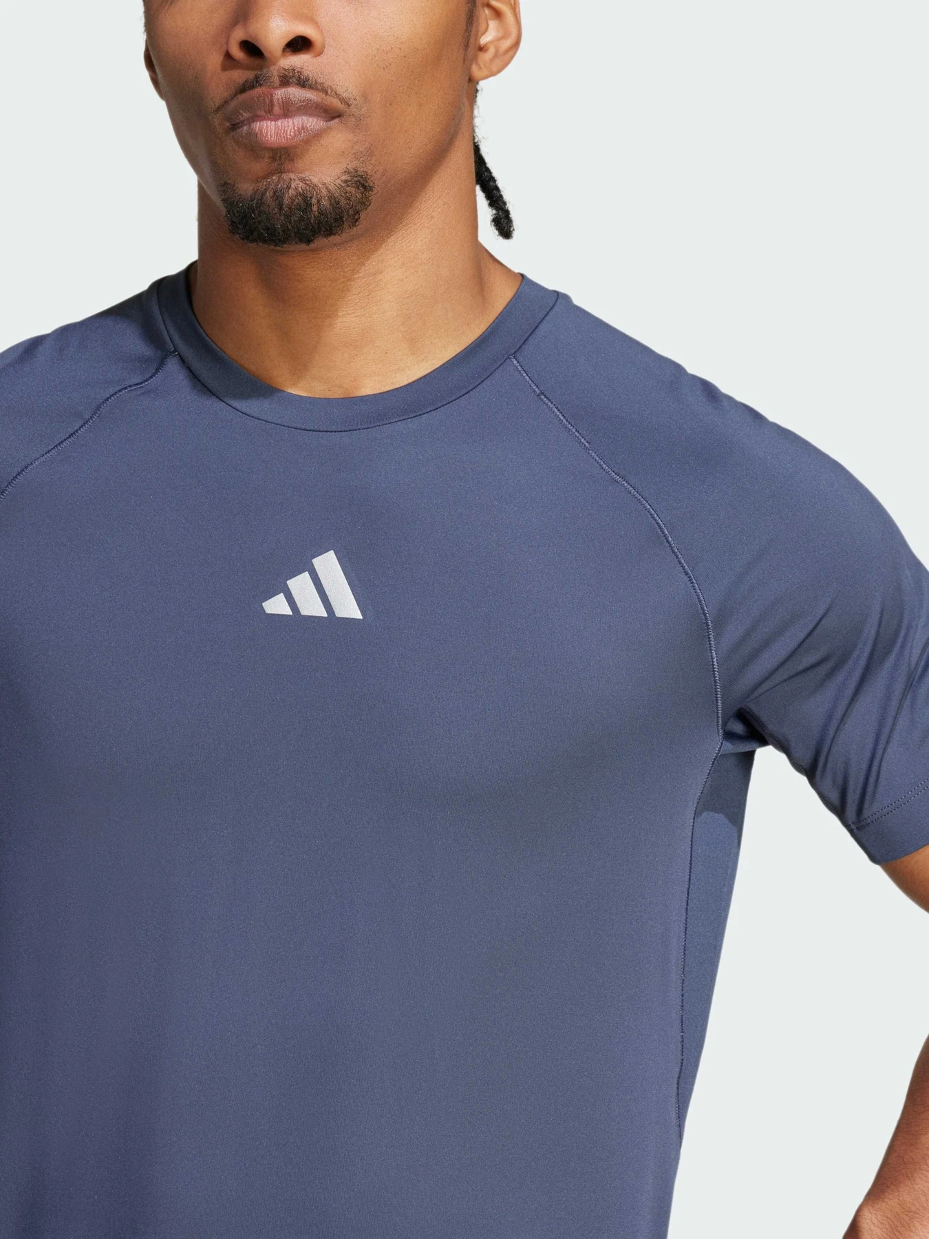 Футболки и поло Adidas модель IW8374 Футболки и поло Adidas модель IW8374 Фото