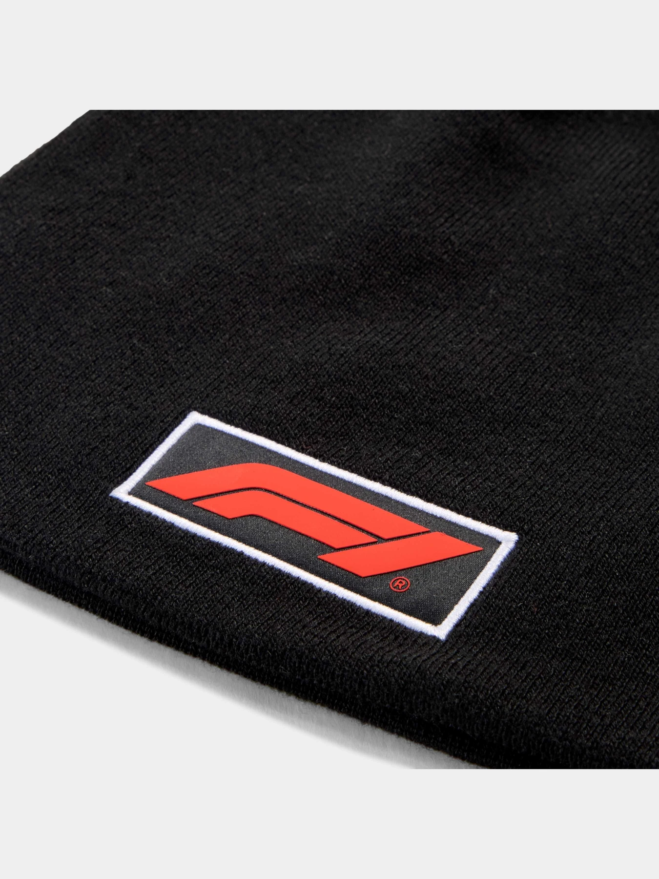 Шапки и кепки PUMA F1 Mid Crown Cuffless Beanie модель 026442 Шапки и кепки PUMA F1 Mid Crown Cuffless Beanie модель 026442 Фото