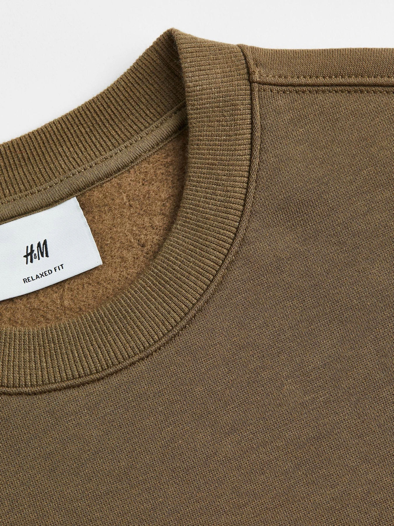 Худи и свитшоты H&M модель 9814167wer_темно-оливковый Фото