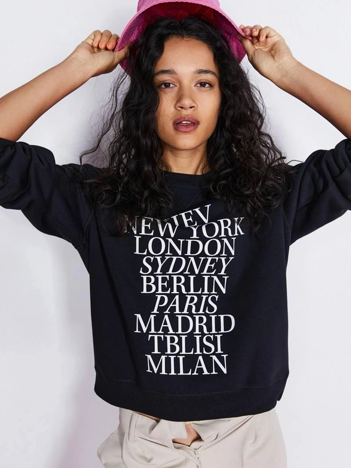 Худі та світшоти H&M модель 10118285wer_Черный Фото