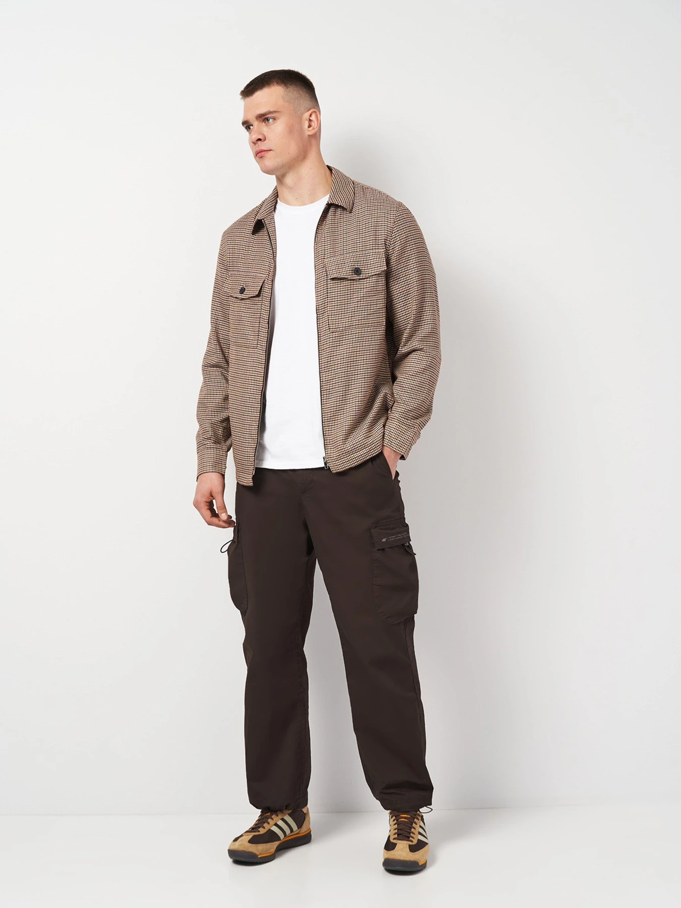 Куртки та дублянки H&M модель 3001192wer_Бежевый Фото