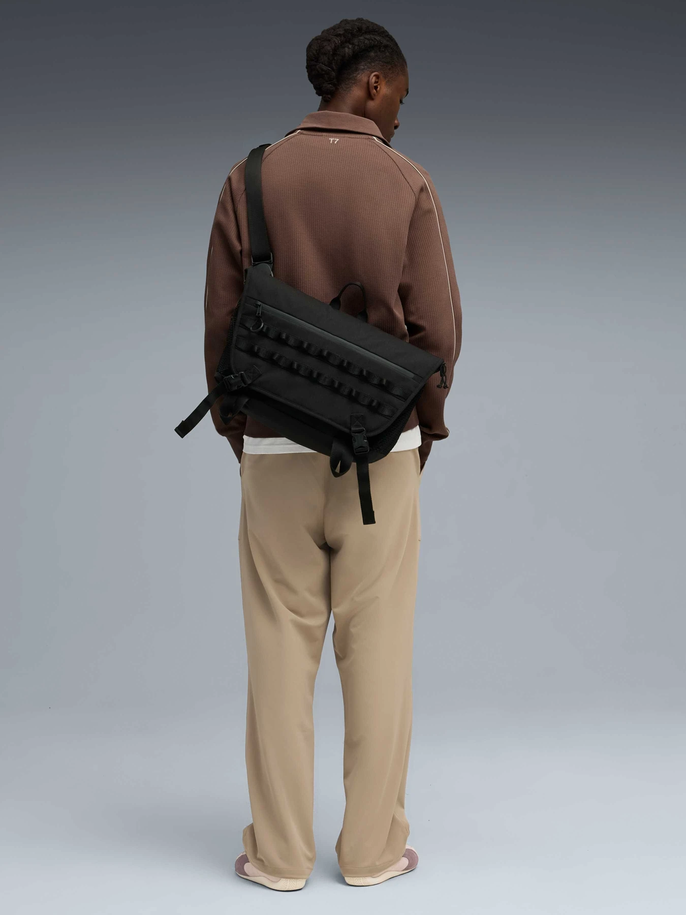 Сумки PUMA Mmq Messenger Bag модель 091905 Фото