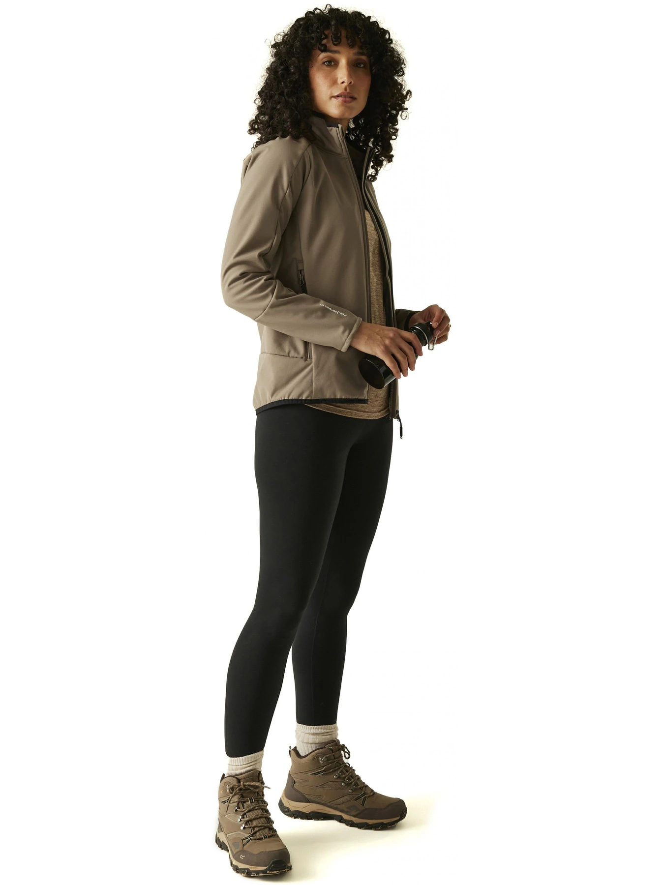 Куртки и дубленки Regatta Women'smoutdale модель RWL283-4S8 Куртки и дубленки Regatta Women'smoutdale модель RWL283-4S8 Фото