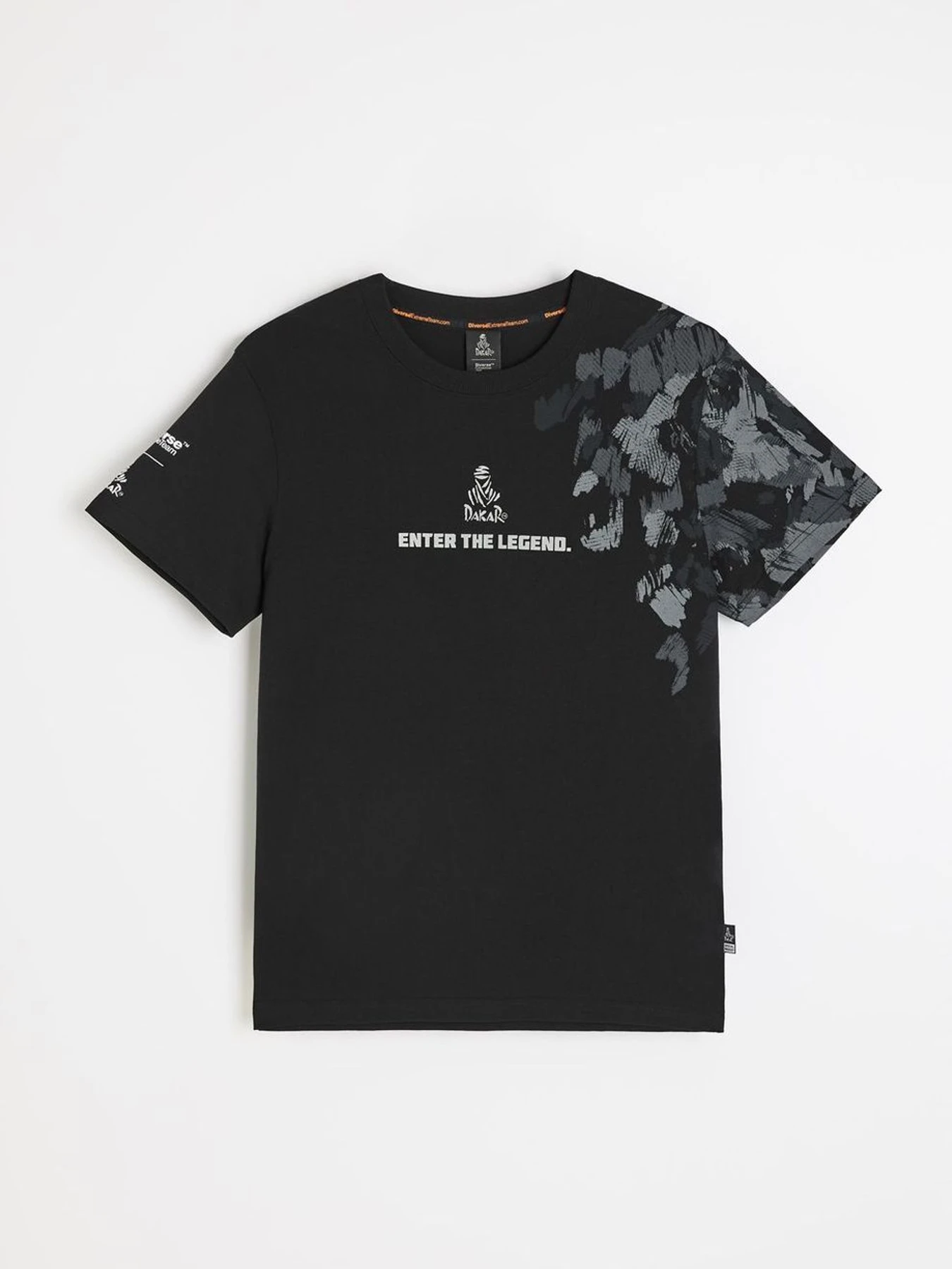 Футболки і поло DIVERSE Dkr Camo 256 модель 10048100 Футболки і поло DIVERSE Dkr Camo 256 модель 10048100 Фото