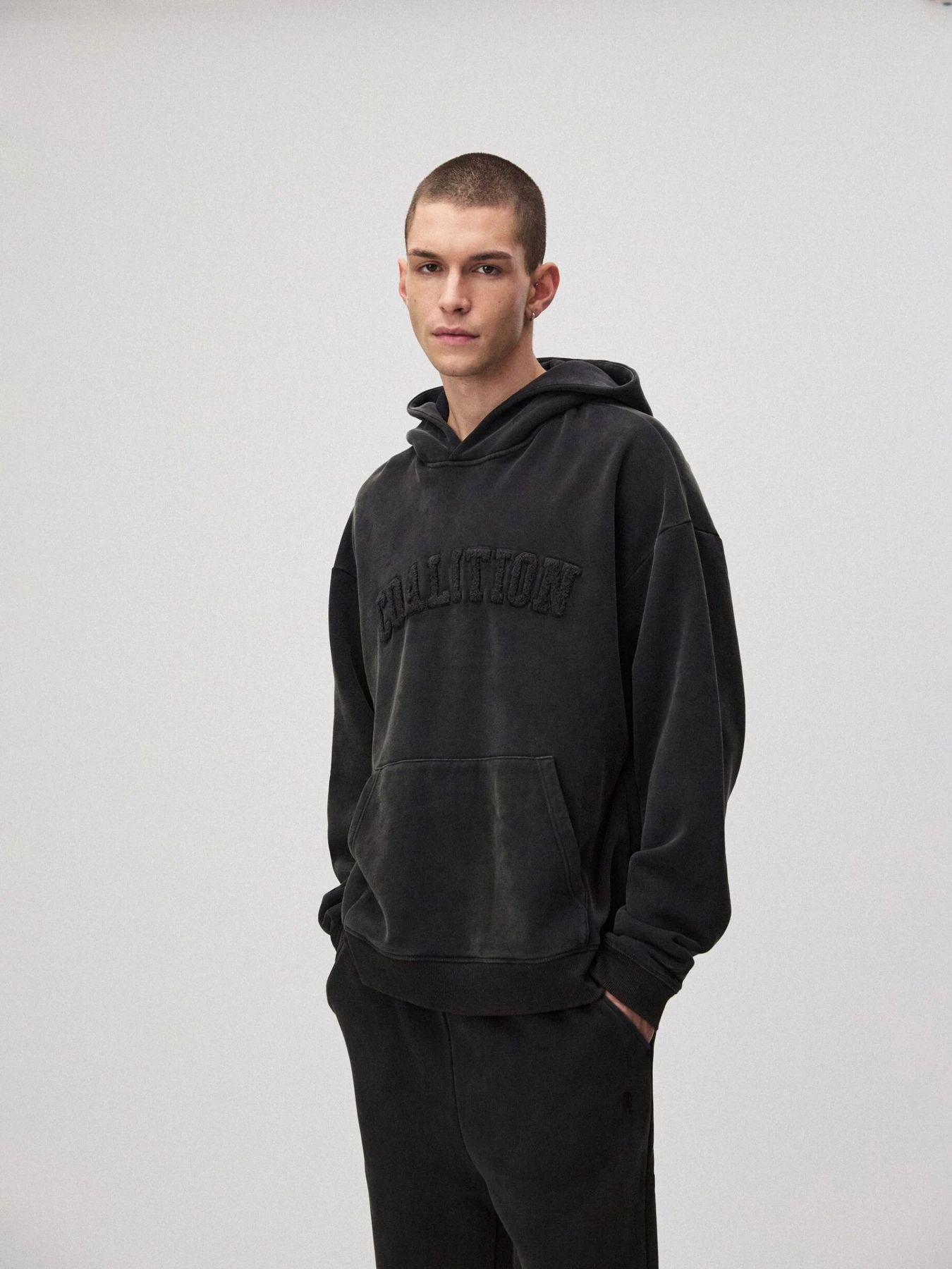 Худи и свитшоты DIVERSE Cltn H модель 10048155 Худи и свитшоты DIVERSE Cltn H модель 10048155 Фото
