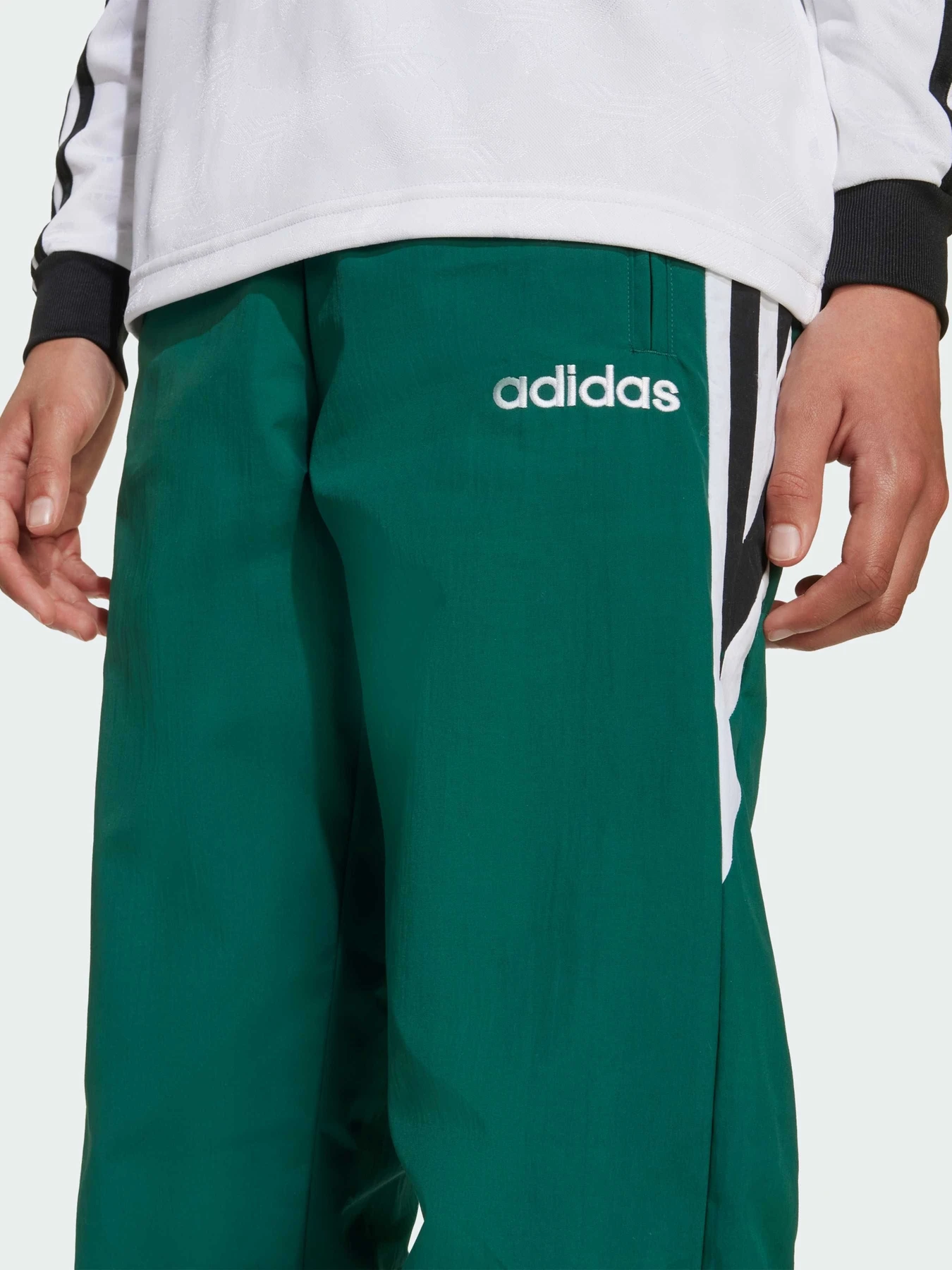 Брюки Adidas модель JW9120 Брюки Adidas модель JW9120 Фото