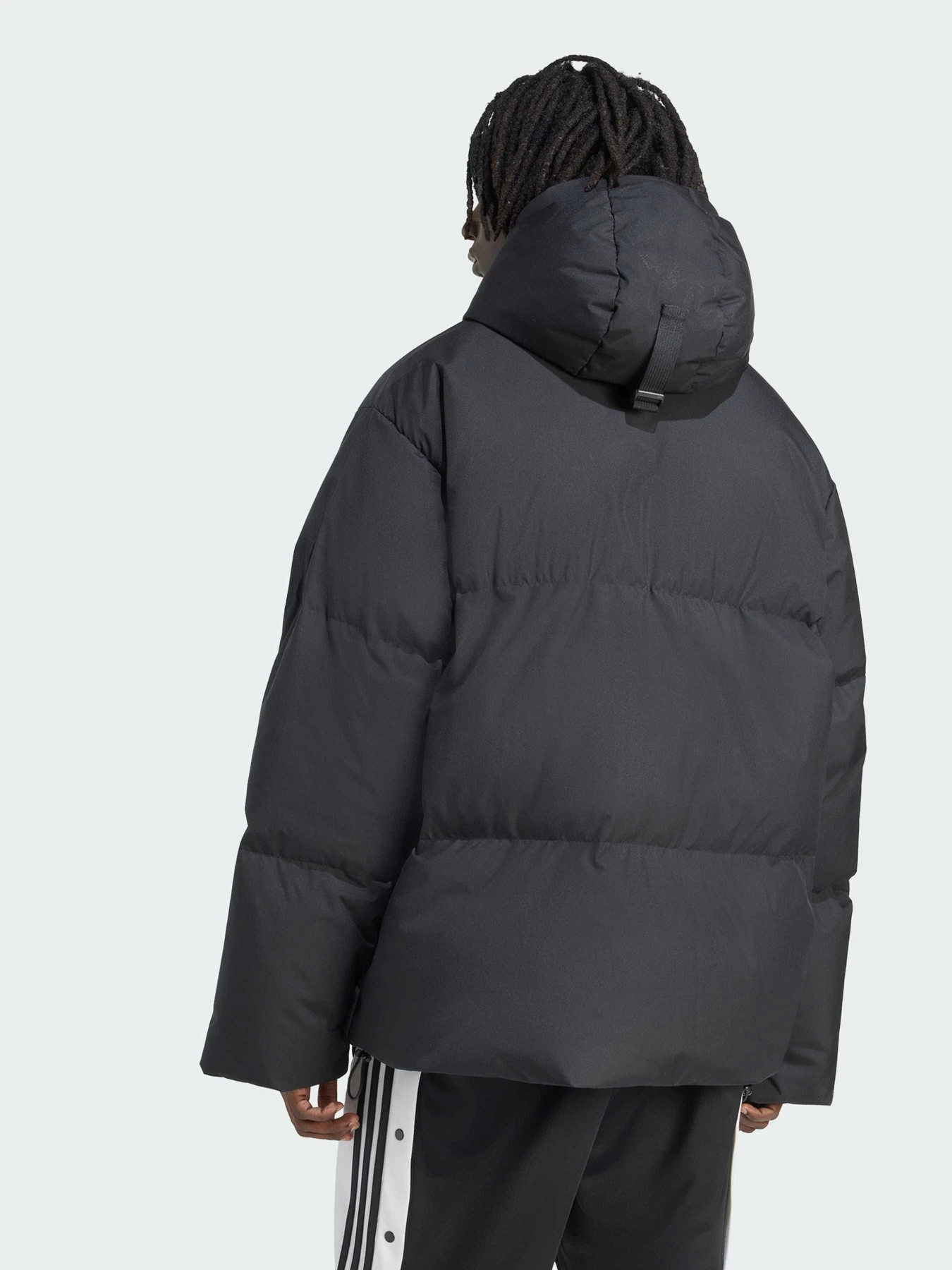 Куртки та дублянки Adidas модель JW5839 Фото
