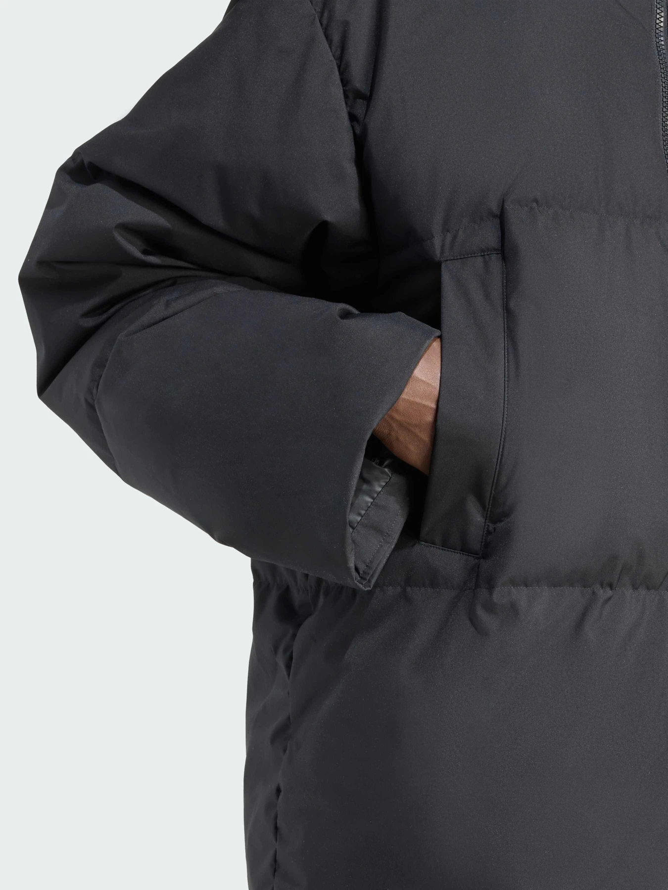 Куртки та дублянки Adidas модель JW5839 Фото