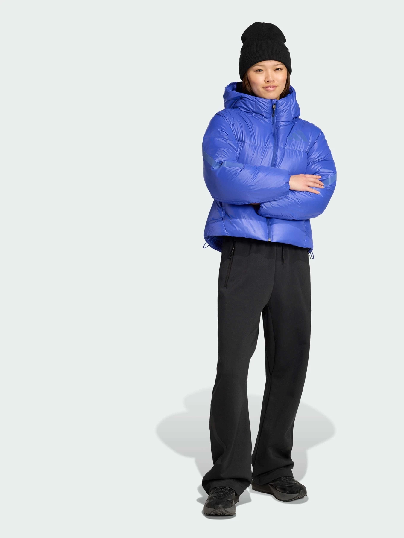 Куртки и дубленки Adidas ZNE модель JW1517 Куртки и дубленки Adidas ZNE модель JW1517 Фото