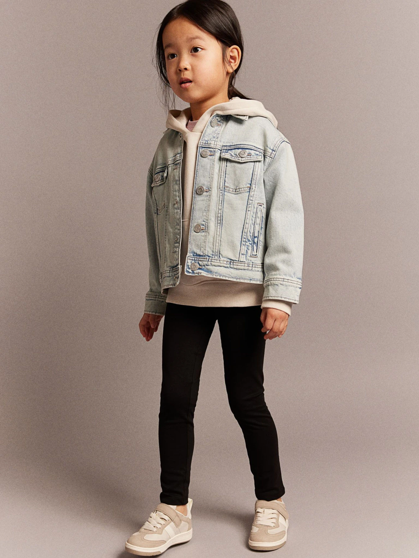 Брюки H&M модель 7505286arl_Черный Фото