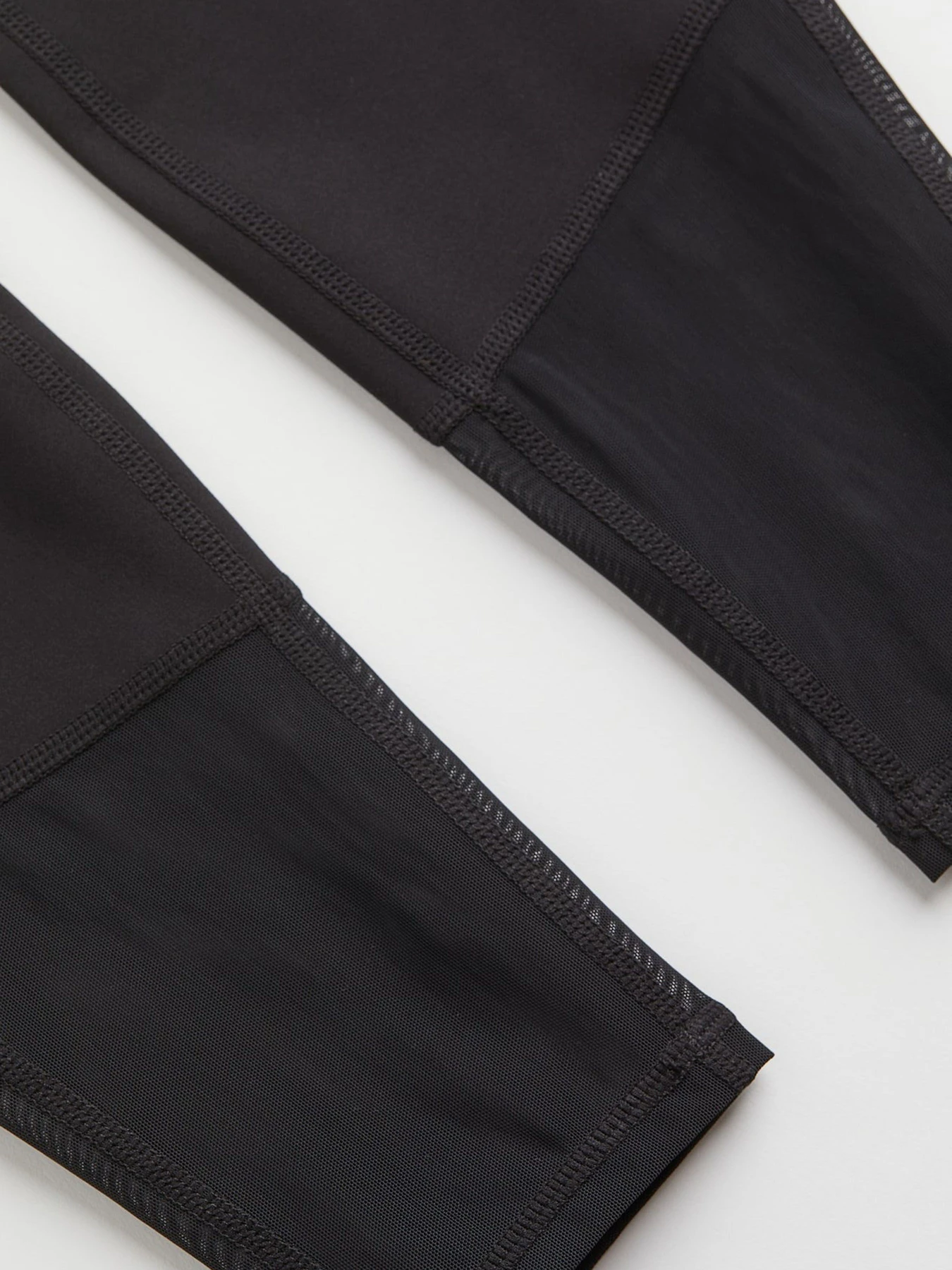 Штани H&M модель 10352205wer_Черный Фото