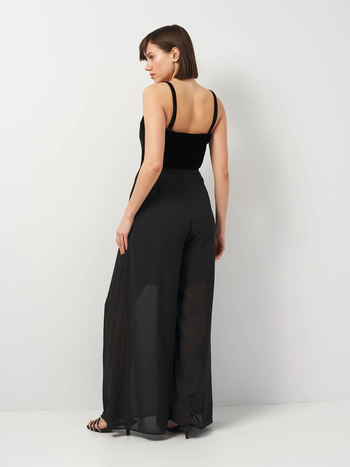Комбінезони H&M модель 2369871wer_Черный Фото