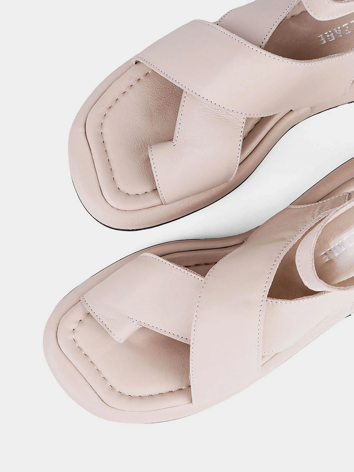 Сандалии Attizzare модель P194 138 SS25 Фото