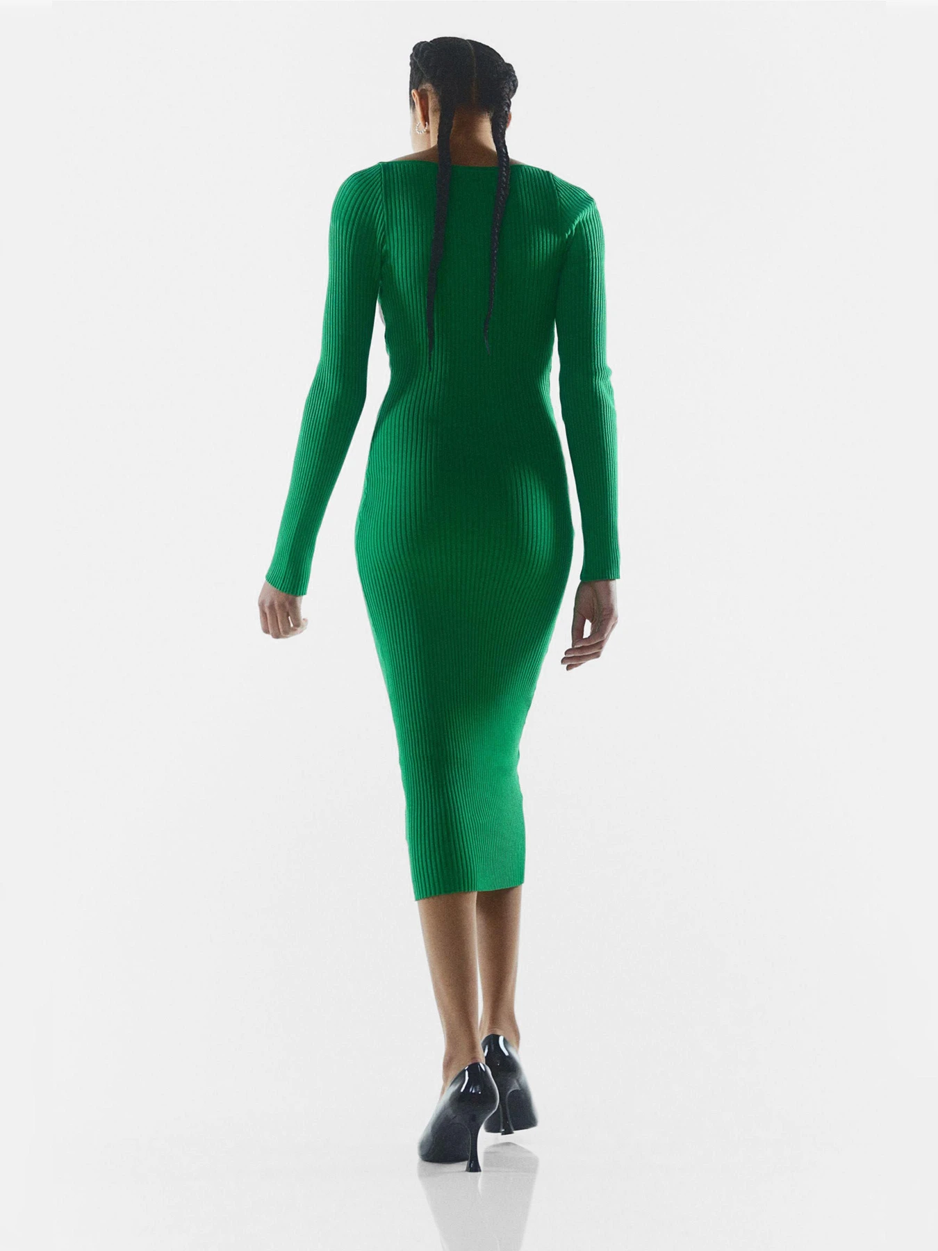 Платья H&M модель 3001165wer_Зеленый Фото