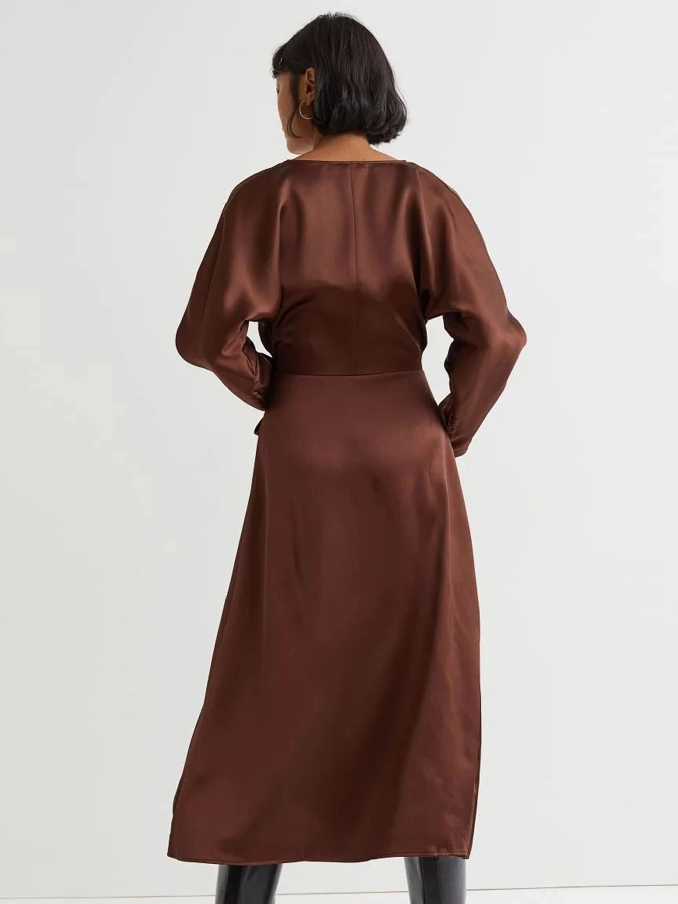 Платья H&M модель 10126940wer_Коричневый Фото