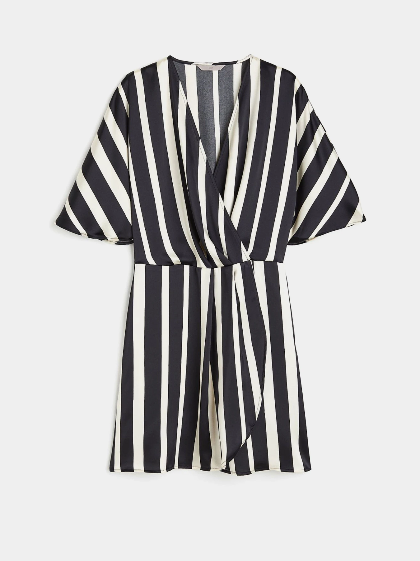 Платья H&M модель 1165281wer_Черно-белый Фото