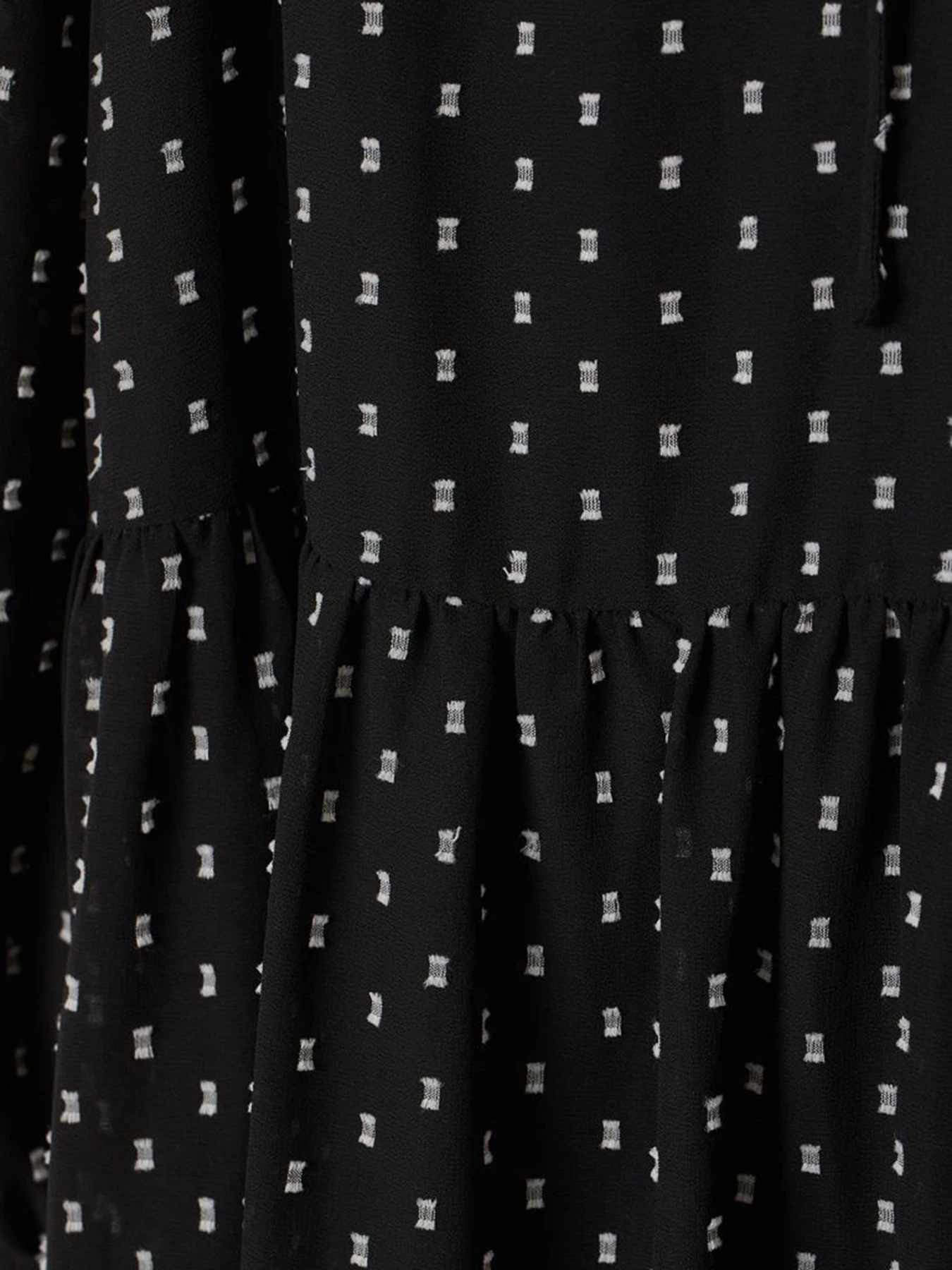 Платья H&M модель 8251951wer_Черный Фото