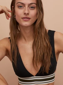 Одежда для пляжа H&M модель 6890059RP6_Черный Фото