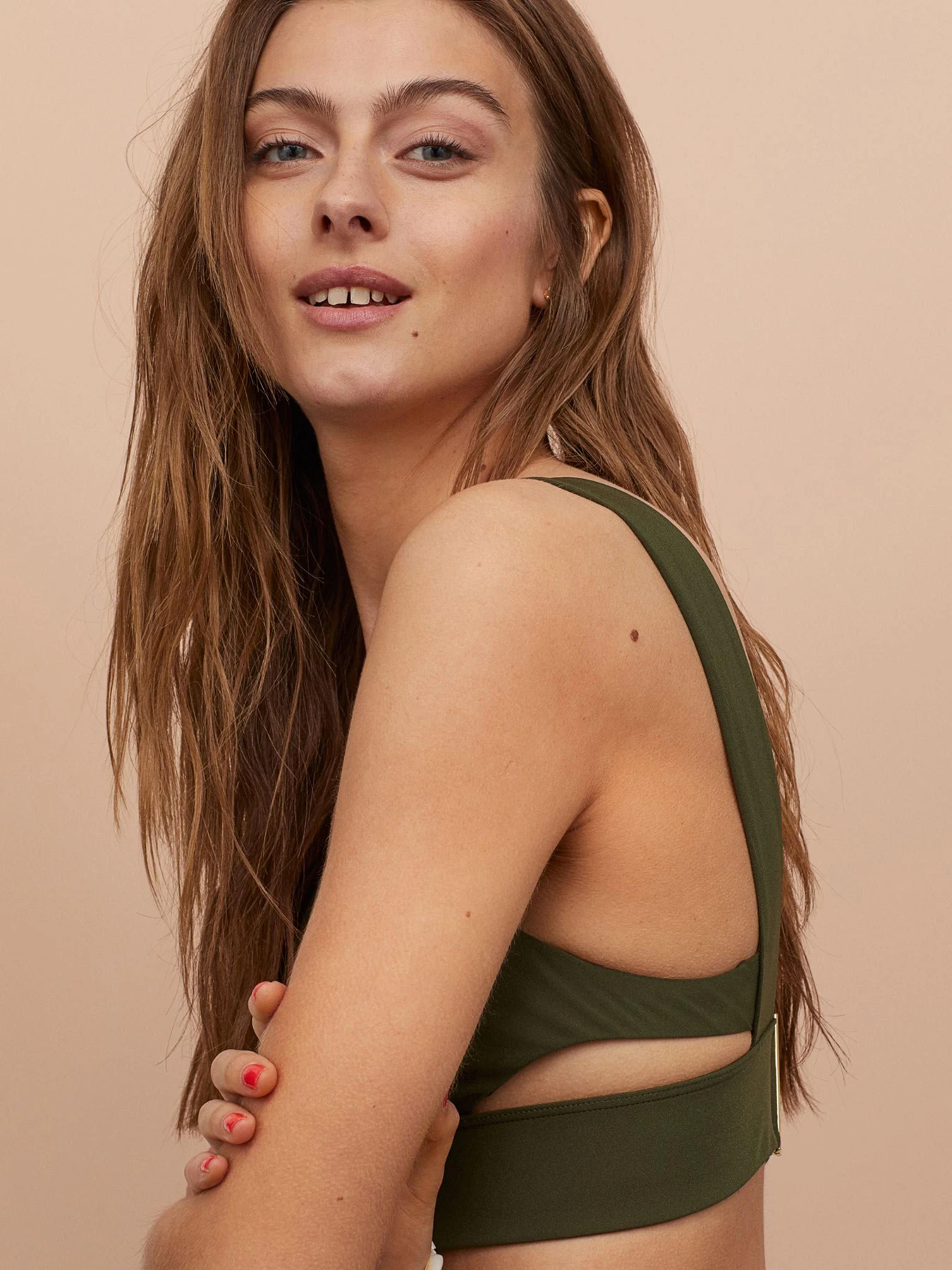 Одежда для пляжа H&M модель 6890059RP6_Хаки Фото