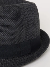 Шапки и кепки H&M модель 4703611wer_Темно-серый Фото