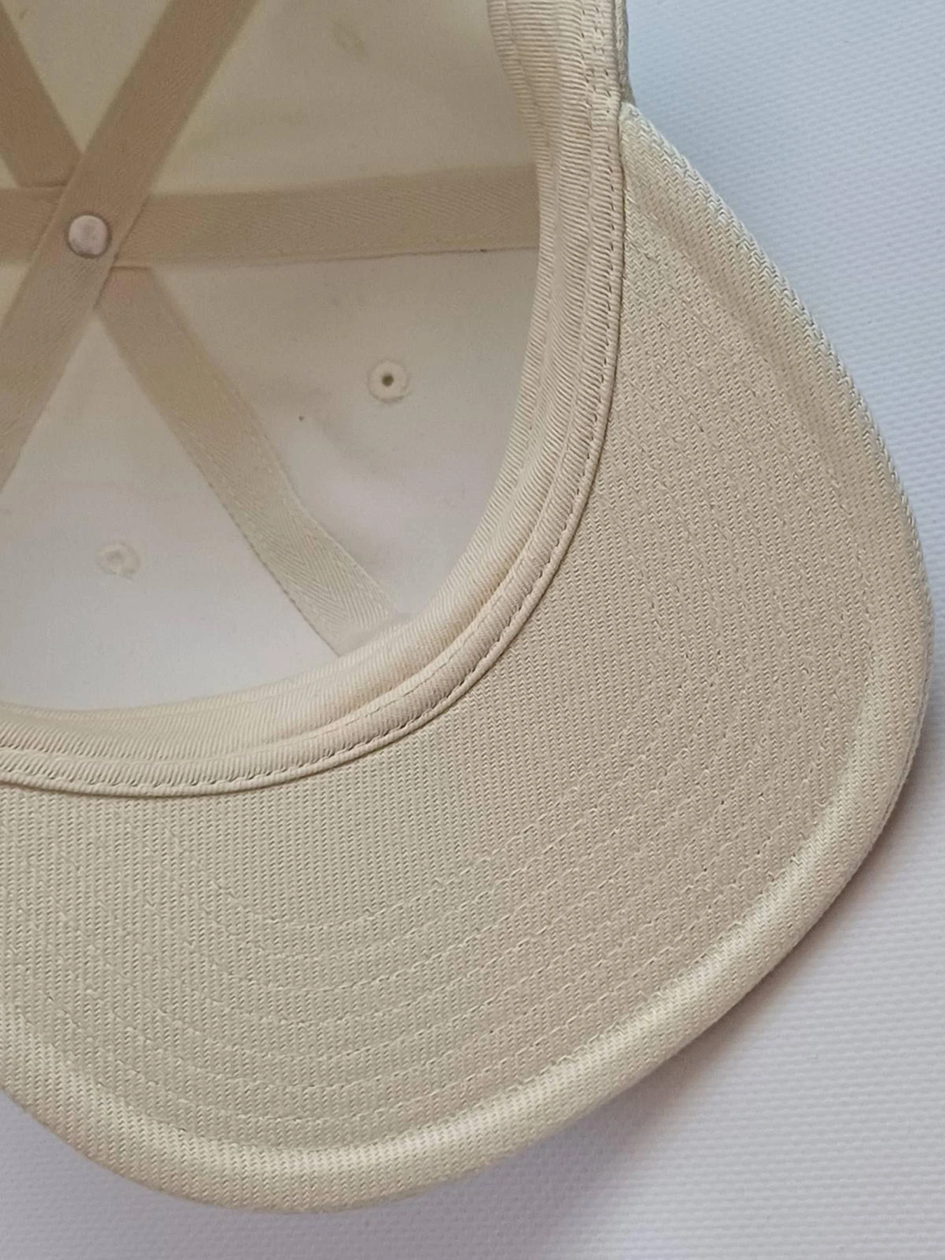 Шапки и кепки H&M модель 5682149wer_Кремовый Фото