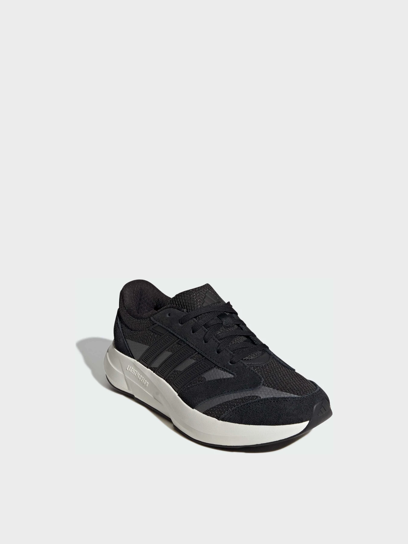 Кросівки Adidas модель HP6977 Кросівки Adidas модель HP6977 Фото
