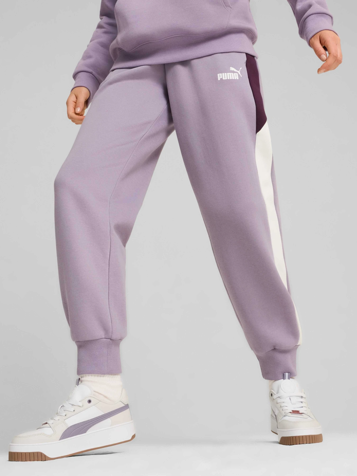 Штани PUMA Power Pants Fl модель 681649 Штани PUMA Power Pants Fl модель 681649 Фото