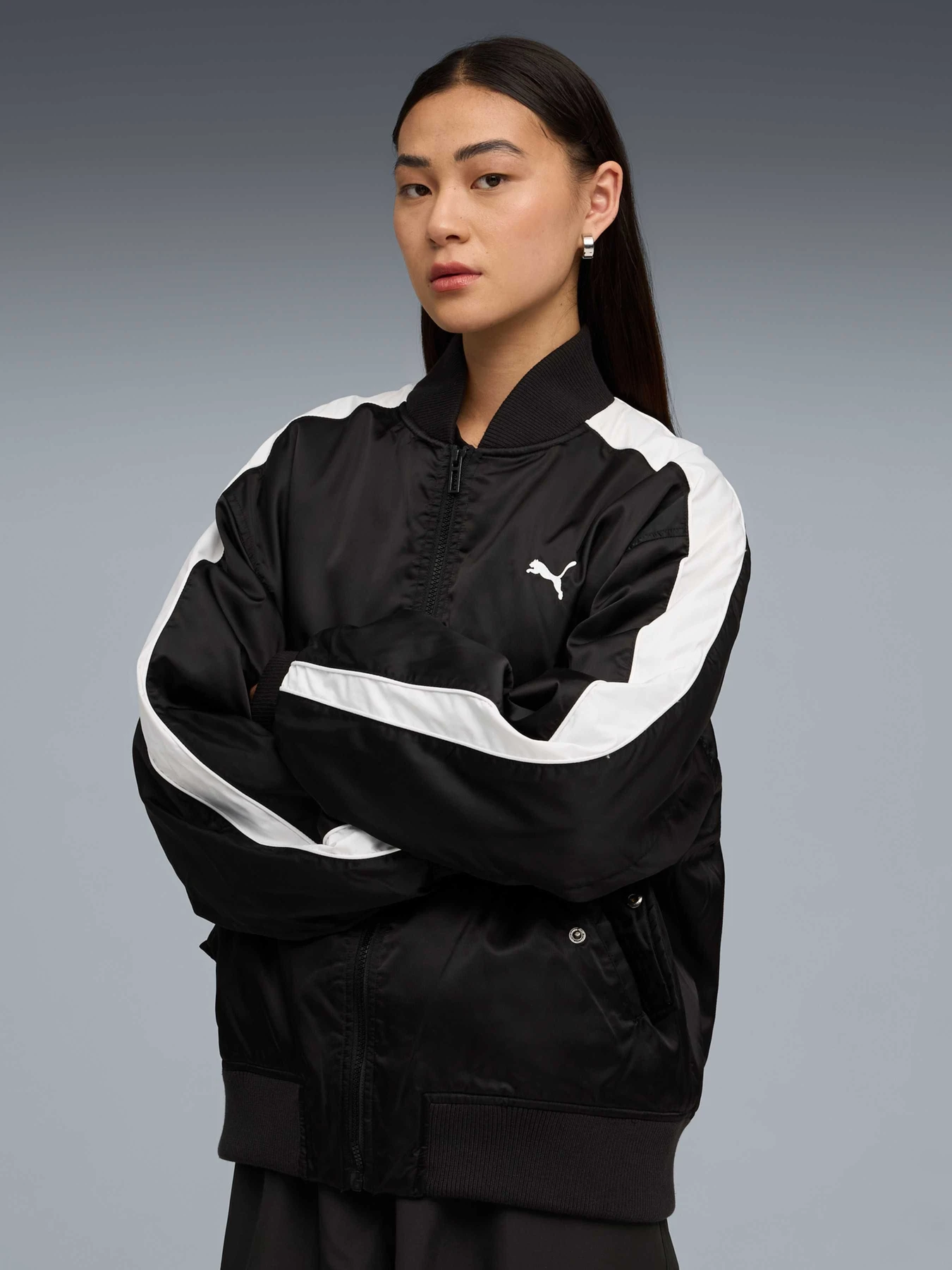 Куртки и дубленки PUMA T7 Bomber Jacket модель 633478 Куртки и дубленки PUMA T7 Bomber Jacket модель 633478 Фото