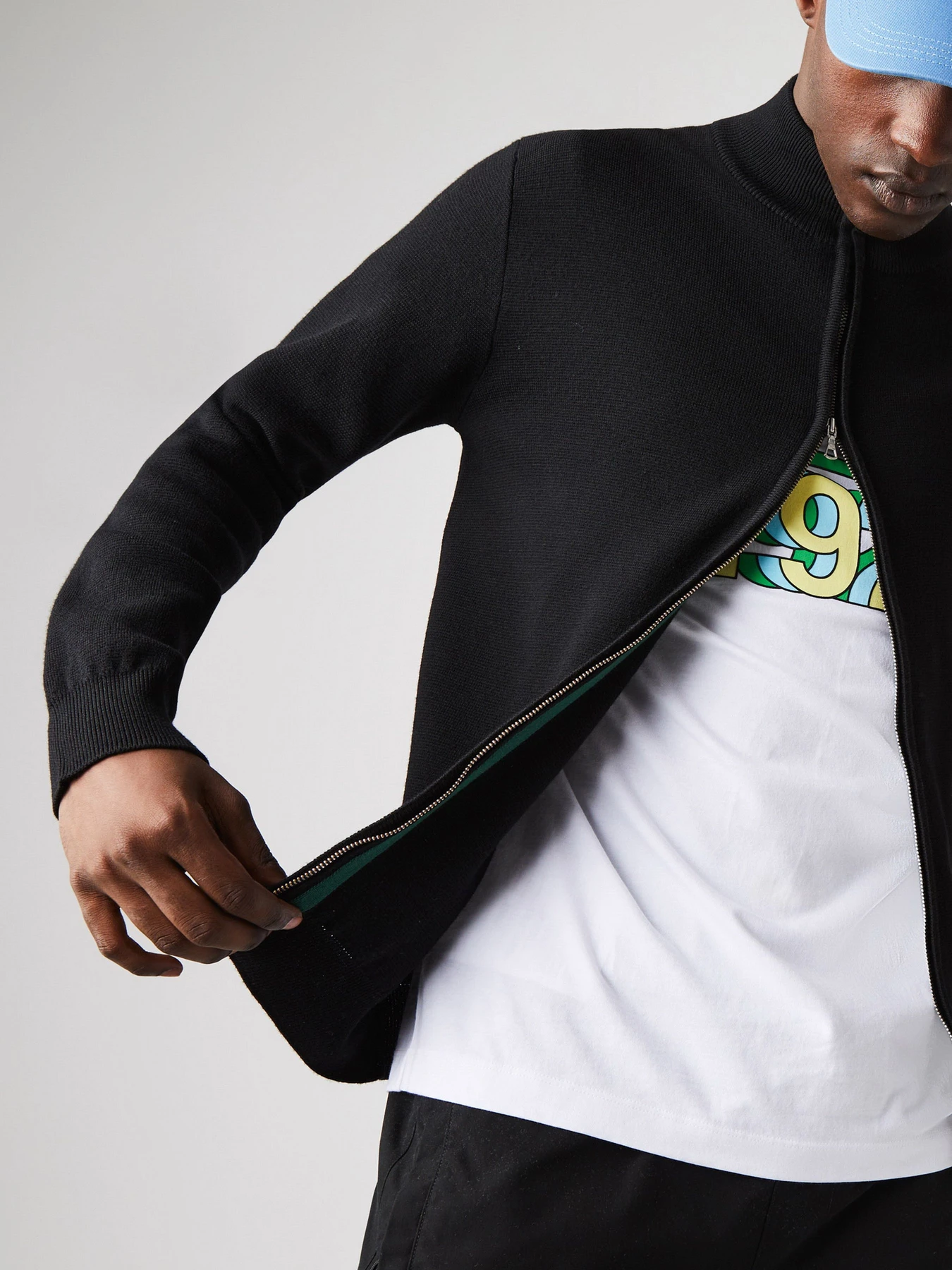 Худи и свитшоты Lacoste модель AH1955031 Худи и свитшоты Lacoste модель AH1955031 Фото