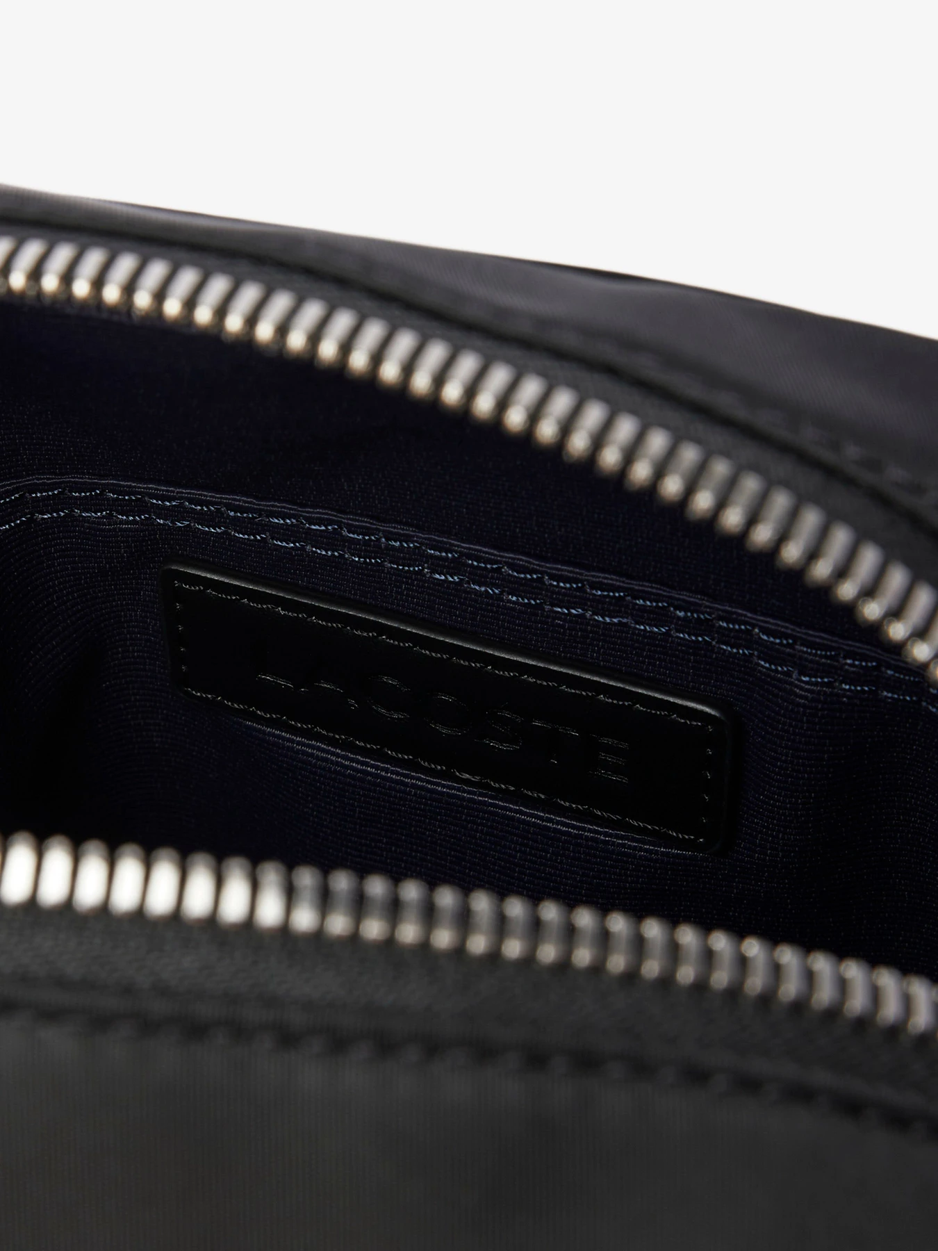 Сумки Lacoste модель NH5073IX000 Сумки Lacoste модель NH5073IX000 Фото
